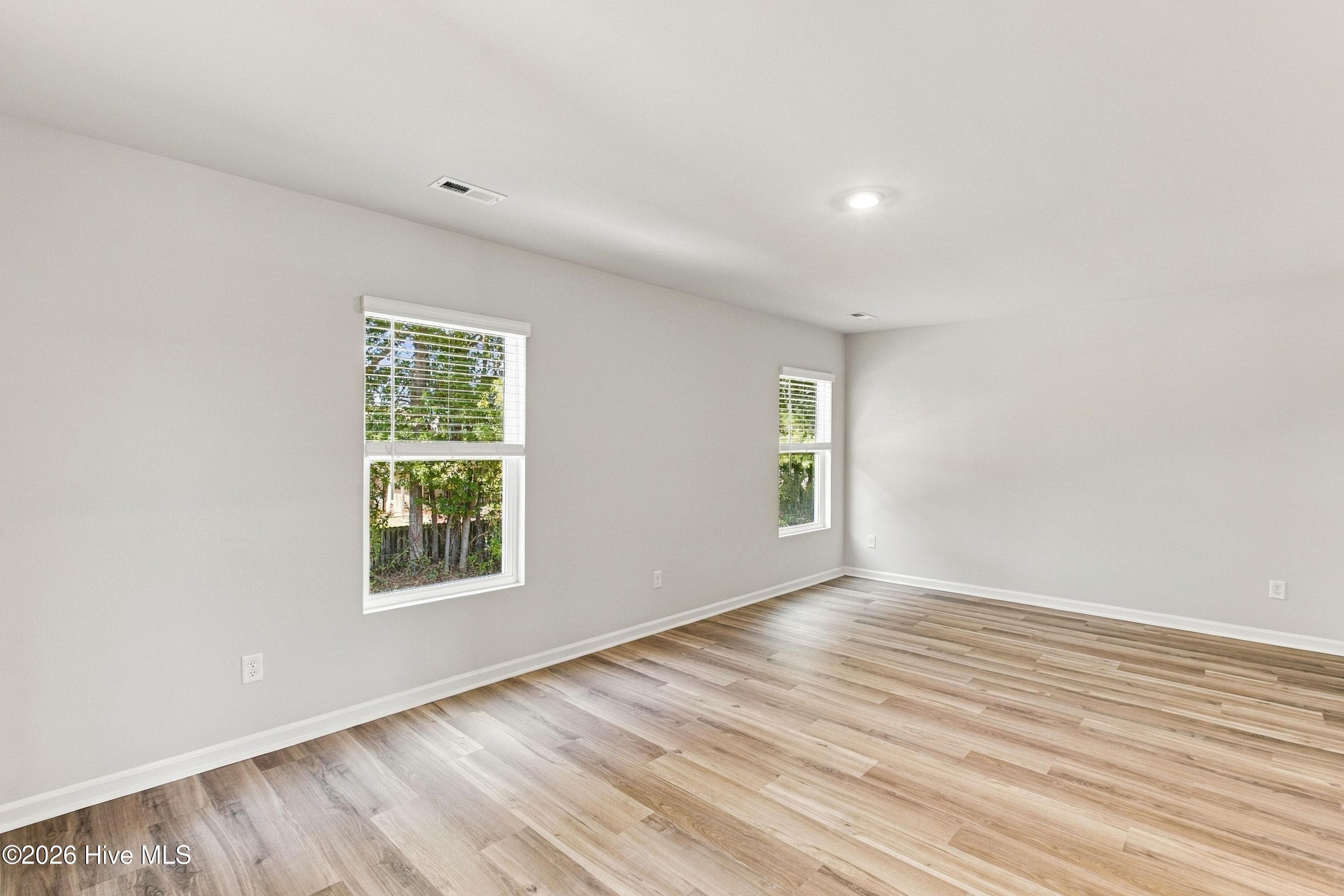 Single Family Residence at 150 N Squires Run Lane, Richlands, NC 28574, photo 22 of 48