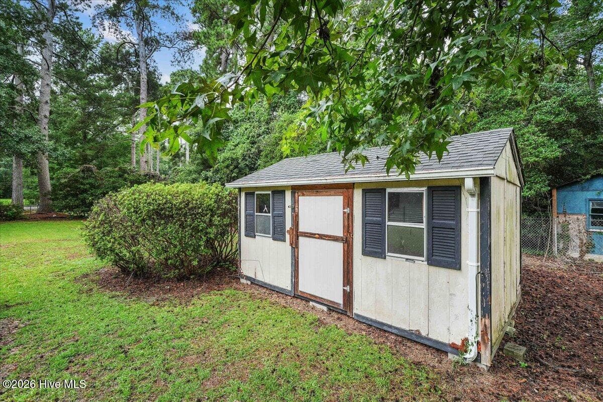 2610 Evans Street, Greenville, NC 27834