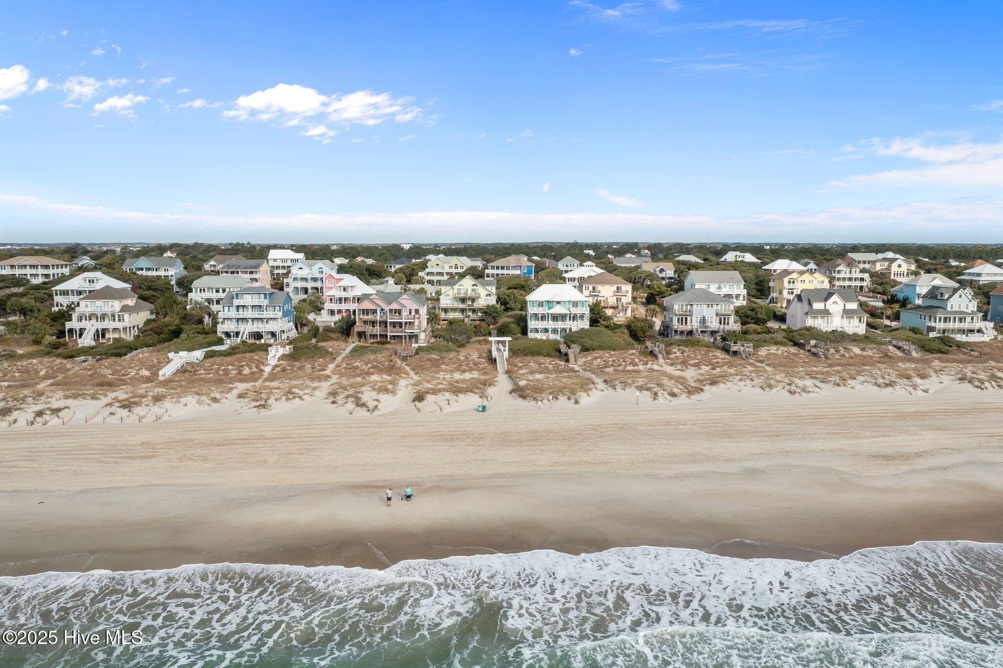 Single Family Residence at 320 Governor Safford Lane, Emerald Isle, NC 28594, photo 75 of 90