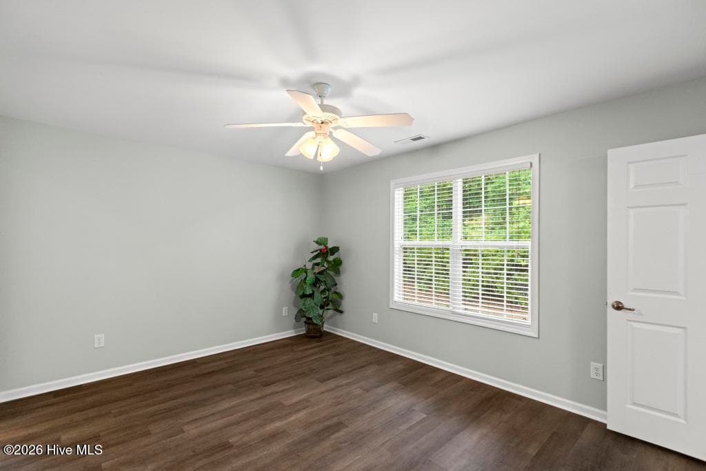 Condominium at 405 Jasmine N, Swansboro, NC 28584, photo 10 of 40