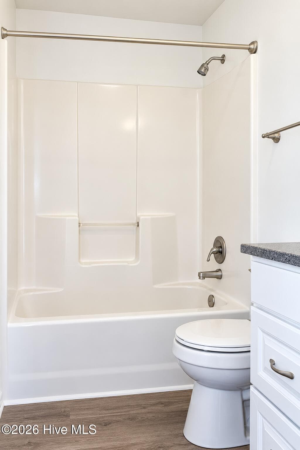 Townhouse at 95 Century Court, Swansboro, NC 28584, photo 14 of 15
