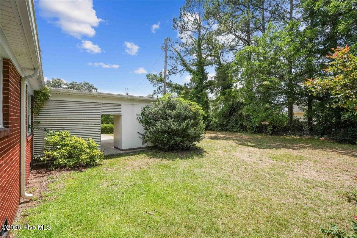 Single Family Residence at 1801 E Azalea Drive, Goldsboro, NC 27530, photo 17 of 77