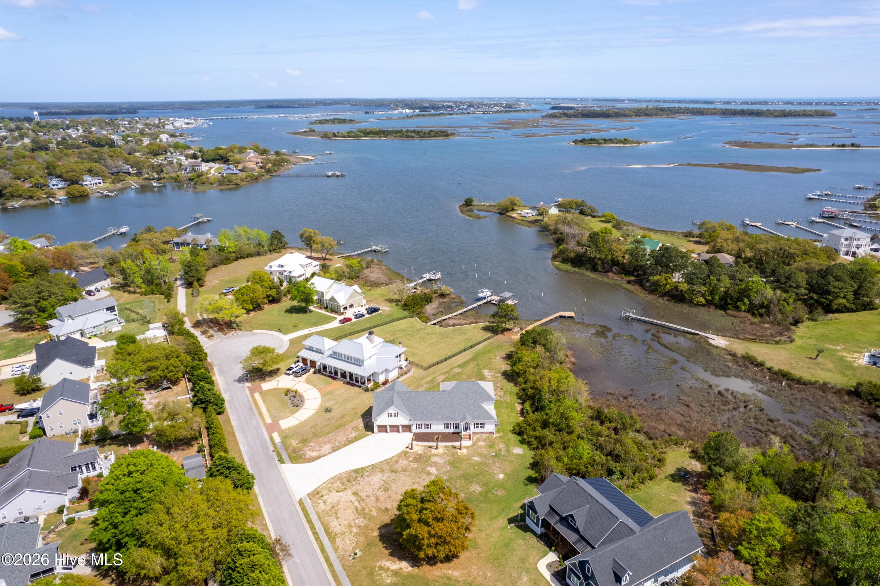 Single Family Residence at 106 Elizabeth Way Court, Swansboro, NC 28584, photo 41 of 63