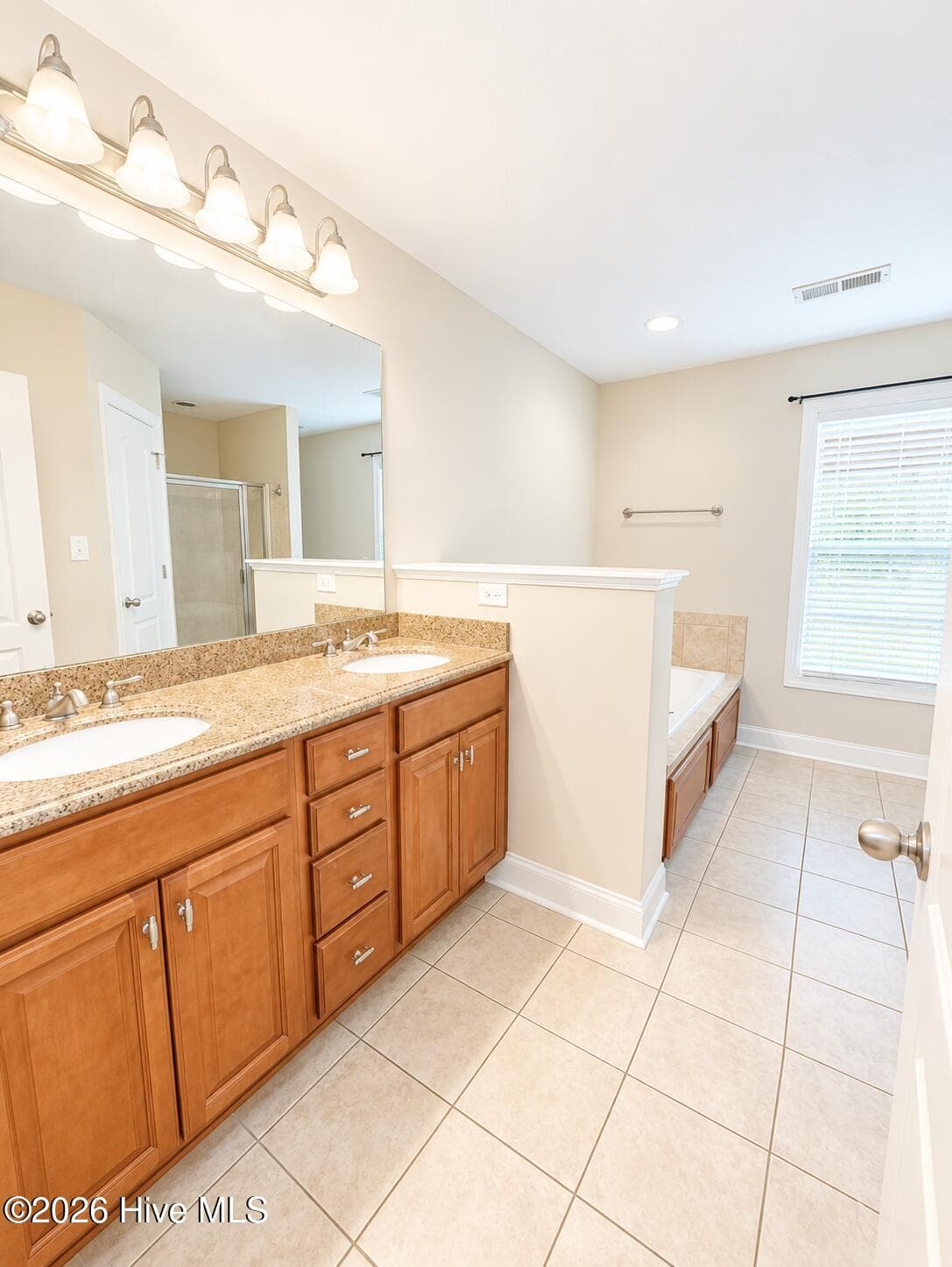 Townhouse at 2204 Dovedale Drive B, Greenville, NC 27834, photo 15 of 28