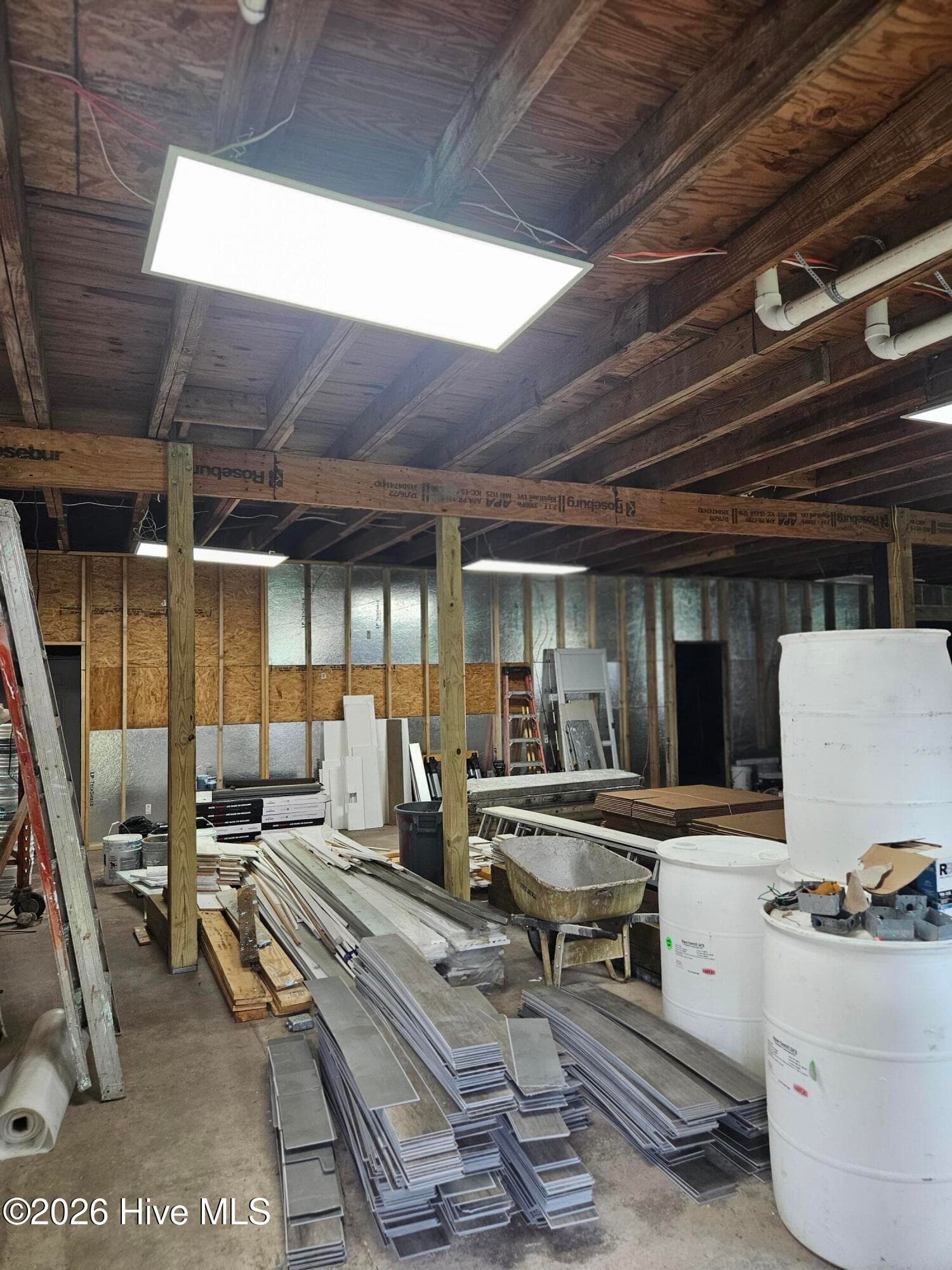 Business at 398 Log Cabin Road, Teachey, NC 28464, photo 16 of 44
