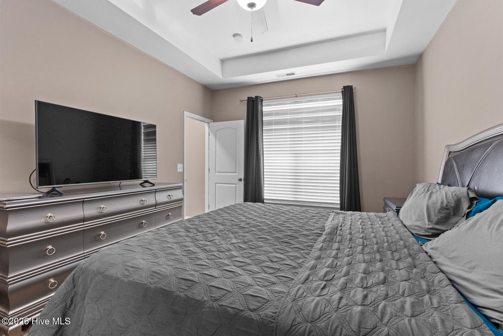 Single Family Residence at 219 Hidden Oaks Drive, Jacksonville, NC 28546, photo 16 of 29