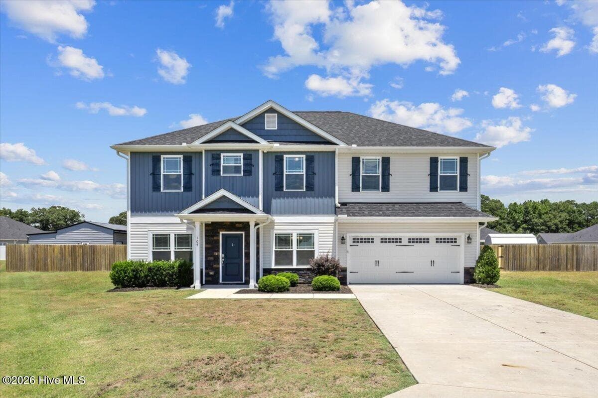 Single Family Residence at 104 Mitchell Dean Place, La Grange, NC 28551, photo 2 of 39