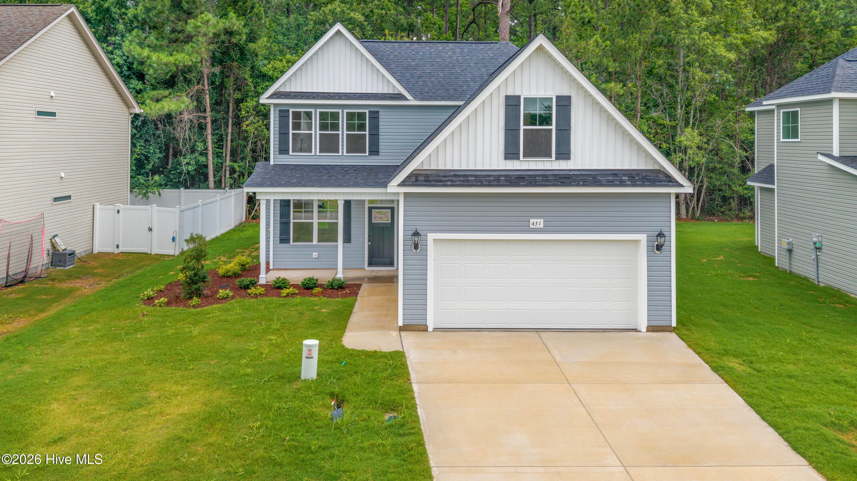 Single Family Residence at 431 Peregrine Ridge Drive, New Bern, NC 28560, photo 2 of 90