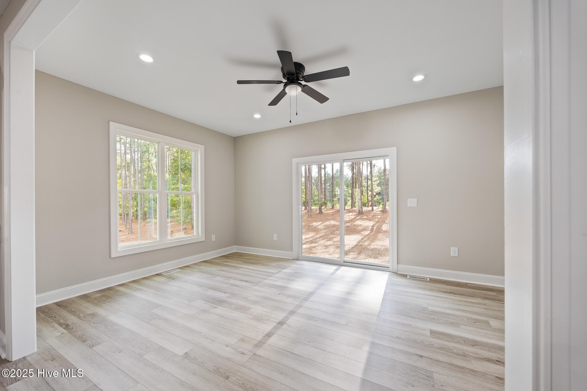 Single Family Residence at 284 Longleaf Drive, West End, NC 27376, photo 11 of 39