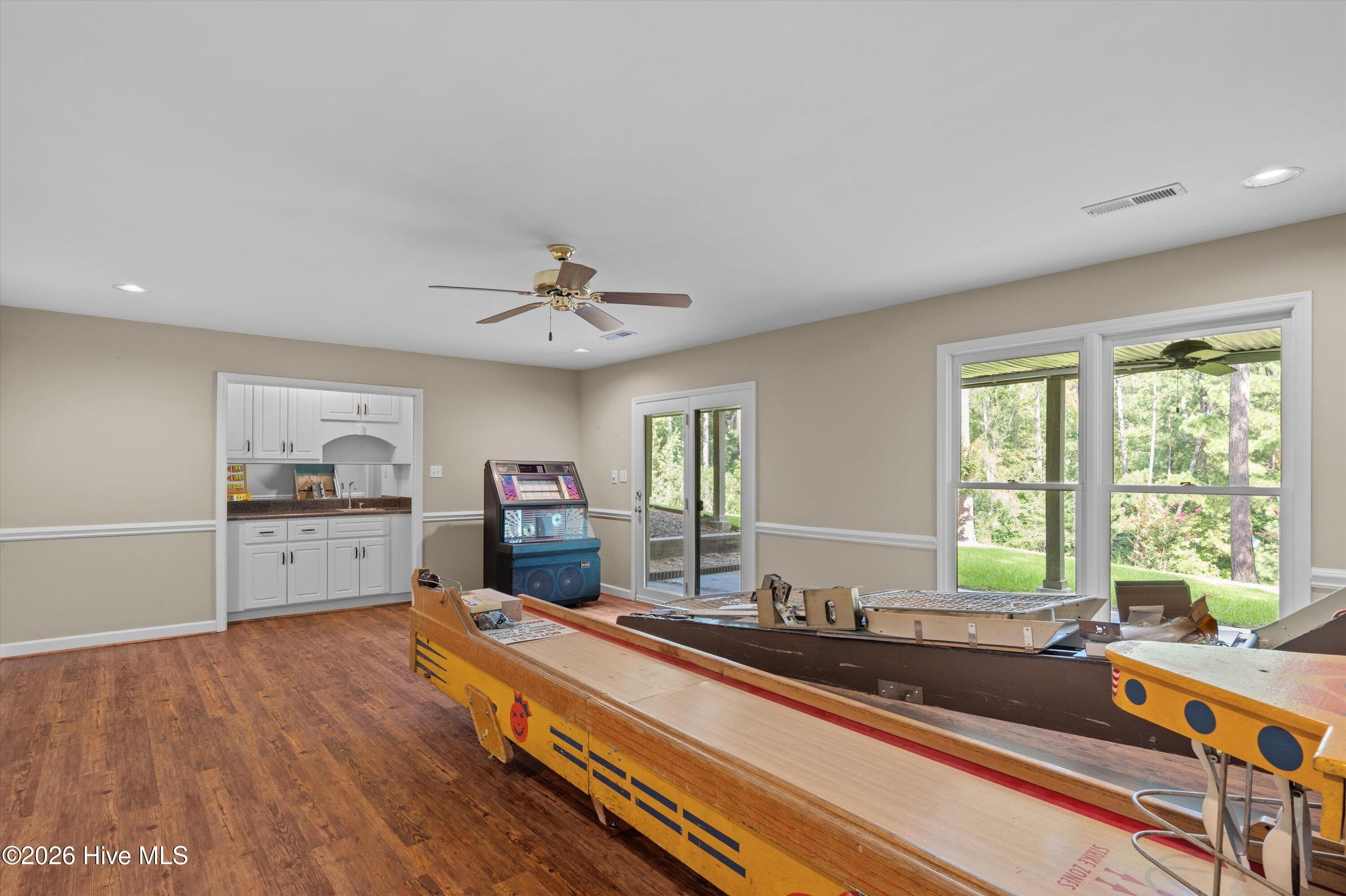 Single Family Residence at 314 Vista Lane, McCormick, SC 29835, photo 4 of 6