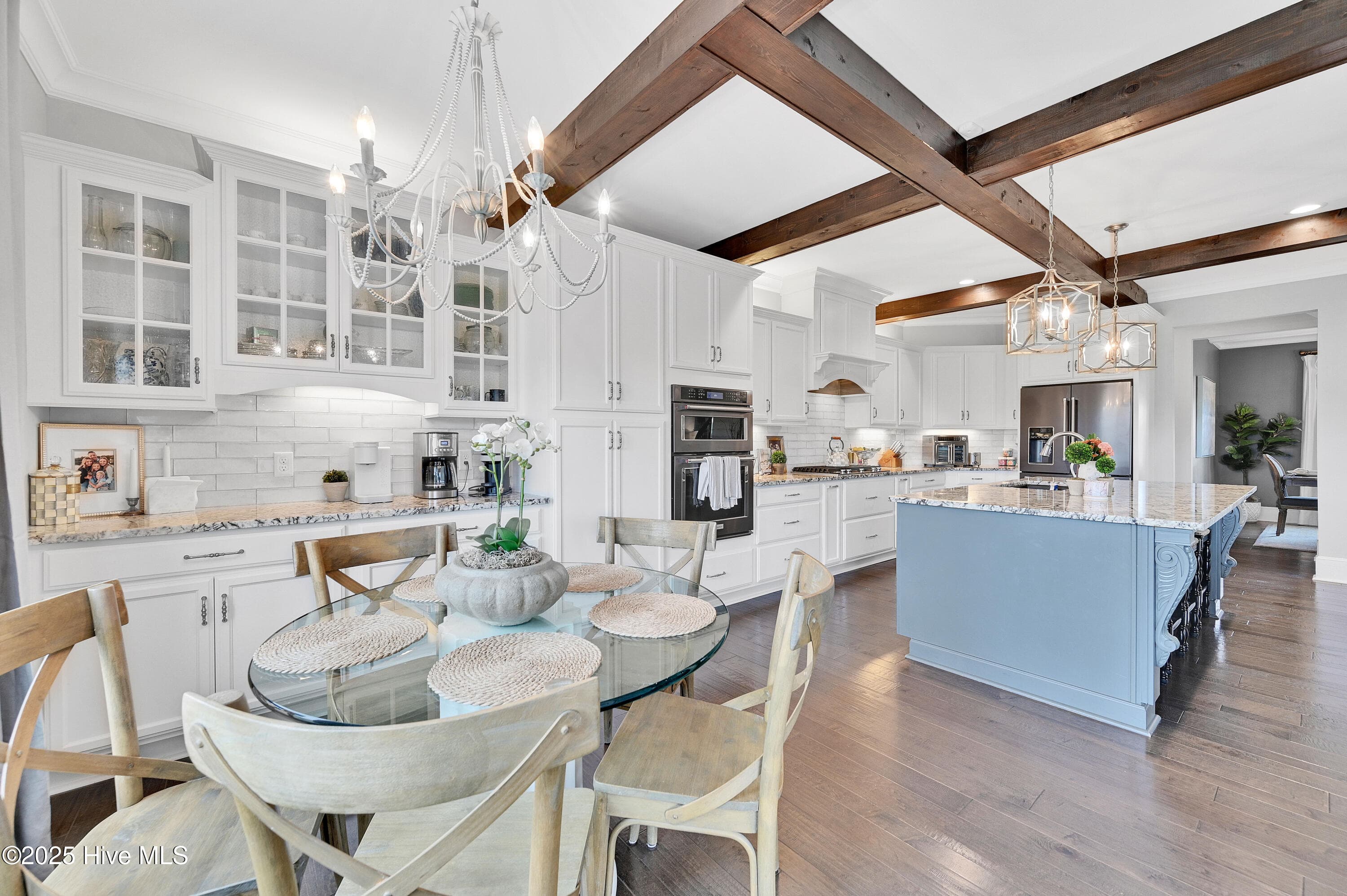buffet area and breakfast nook - 1357 Autumn Lakes Drive, Grimesland, NC 27837
