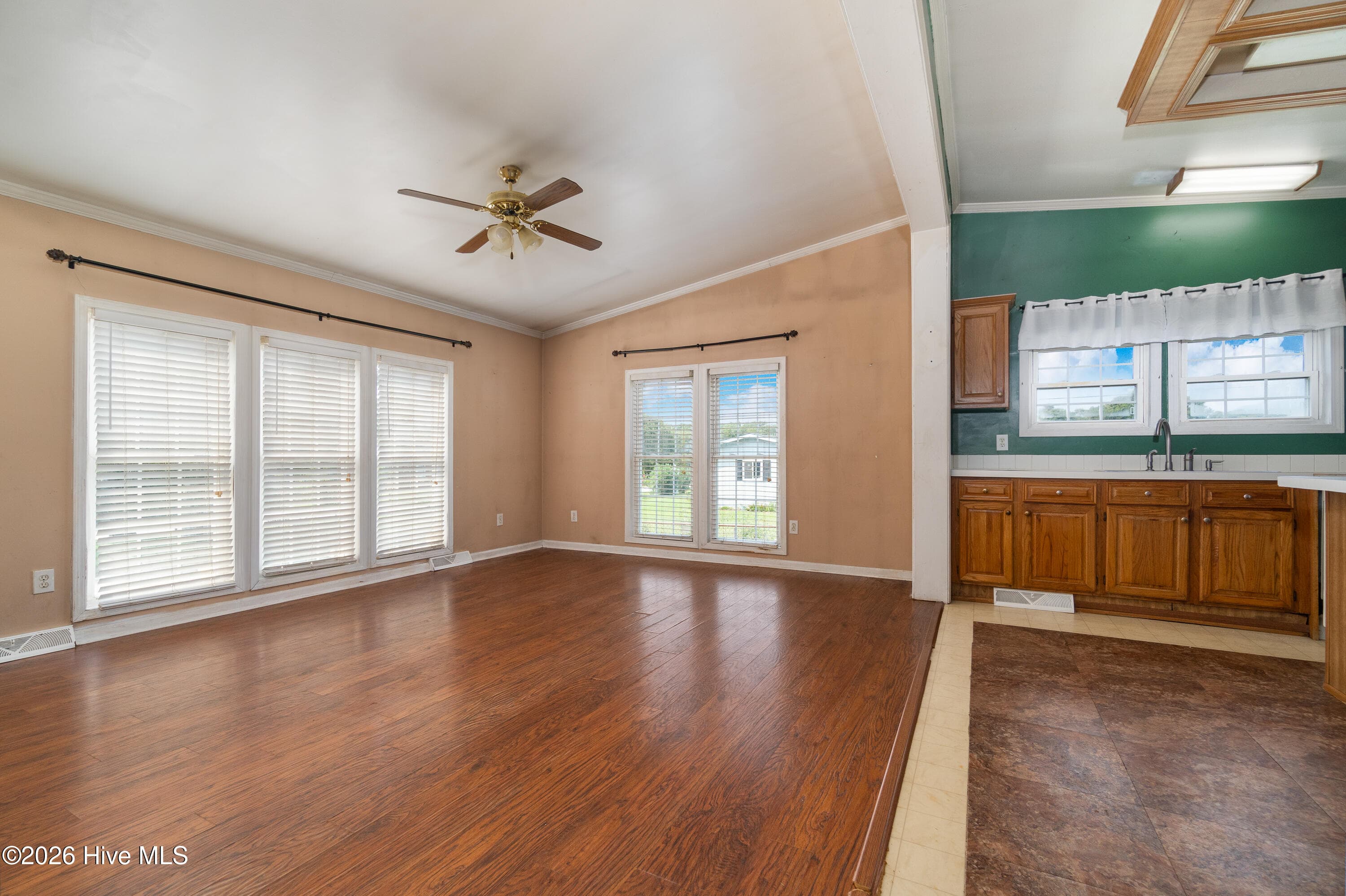119 Dixon Drive, Newport, NC 28570