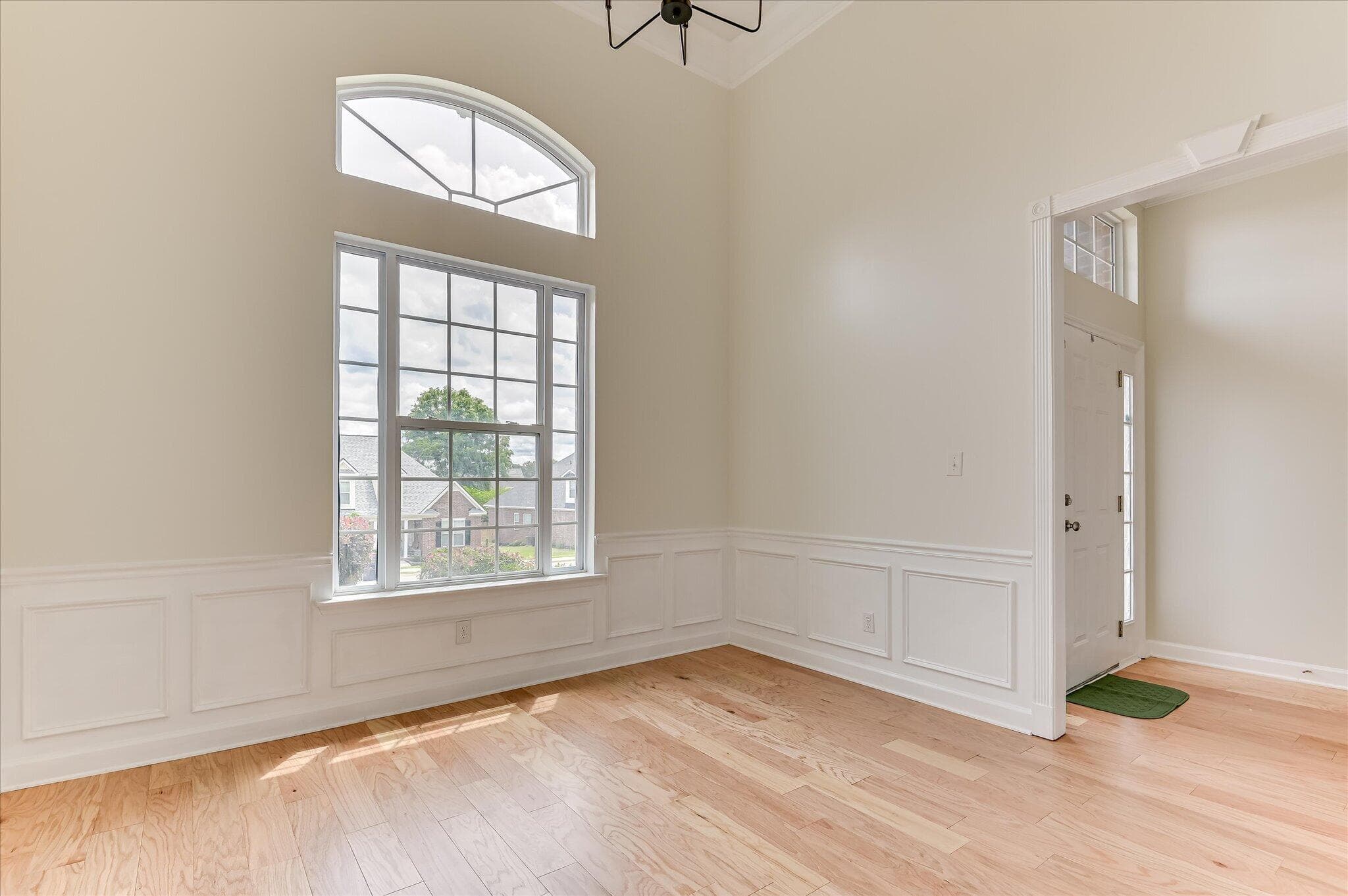 14 ft ceiling - 657 Cornerstone Place, Evans, GA 30809