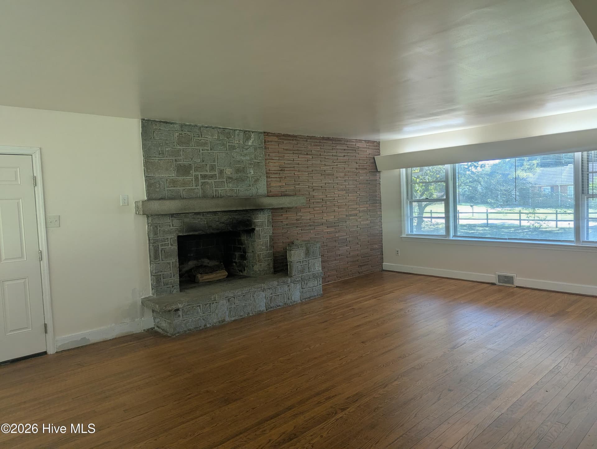 Single Family Residence at 1408 Parker Lane, Henderson, NC 27536, photo 25 of 86