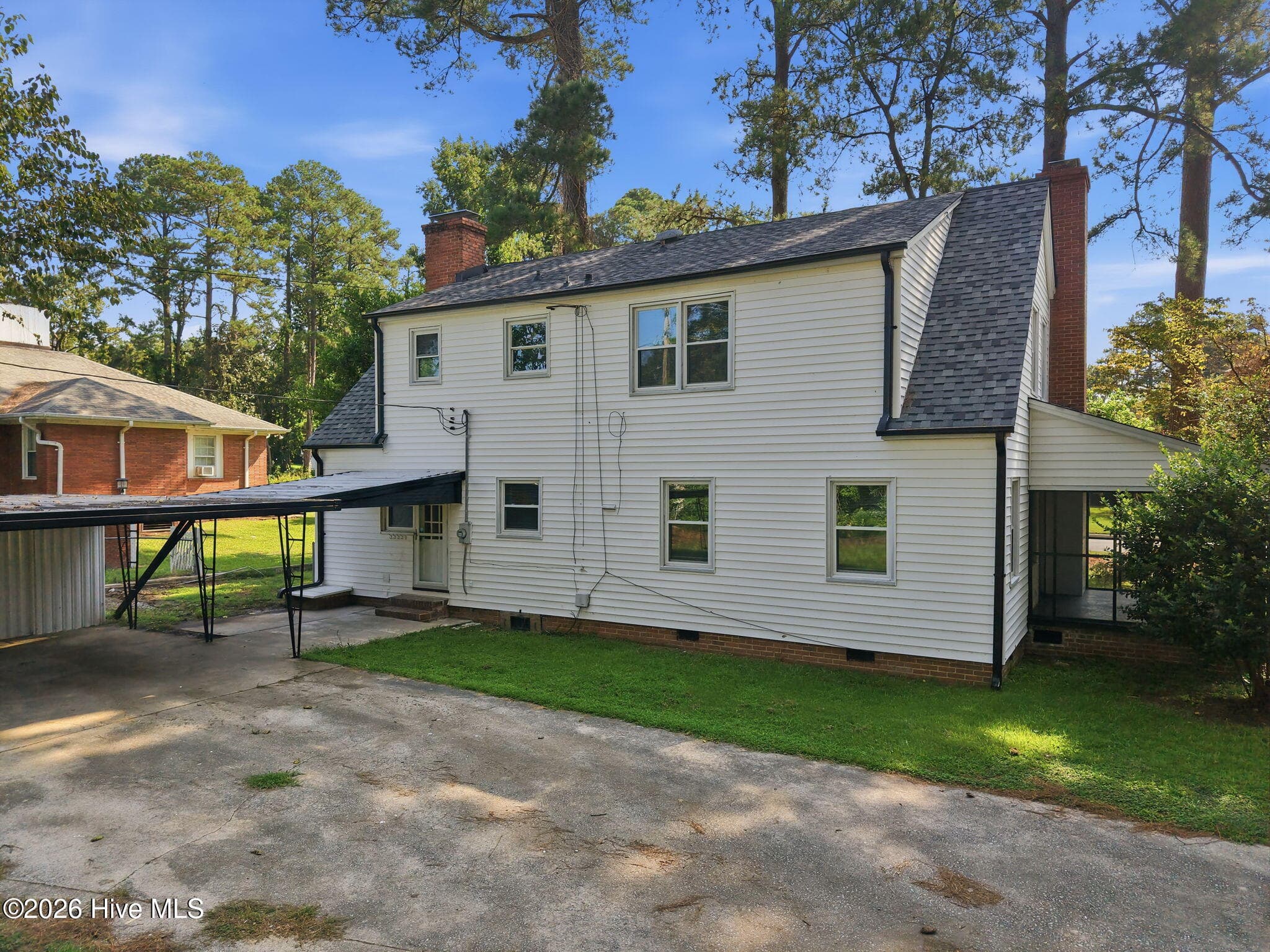 Single Family Residence at 900 Nelson Street, Kinston, NC 28501, photo 38 of 50