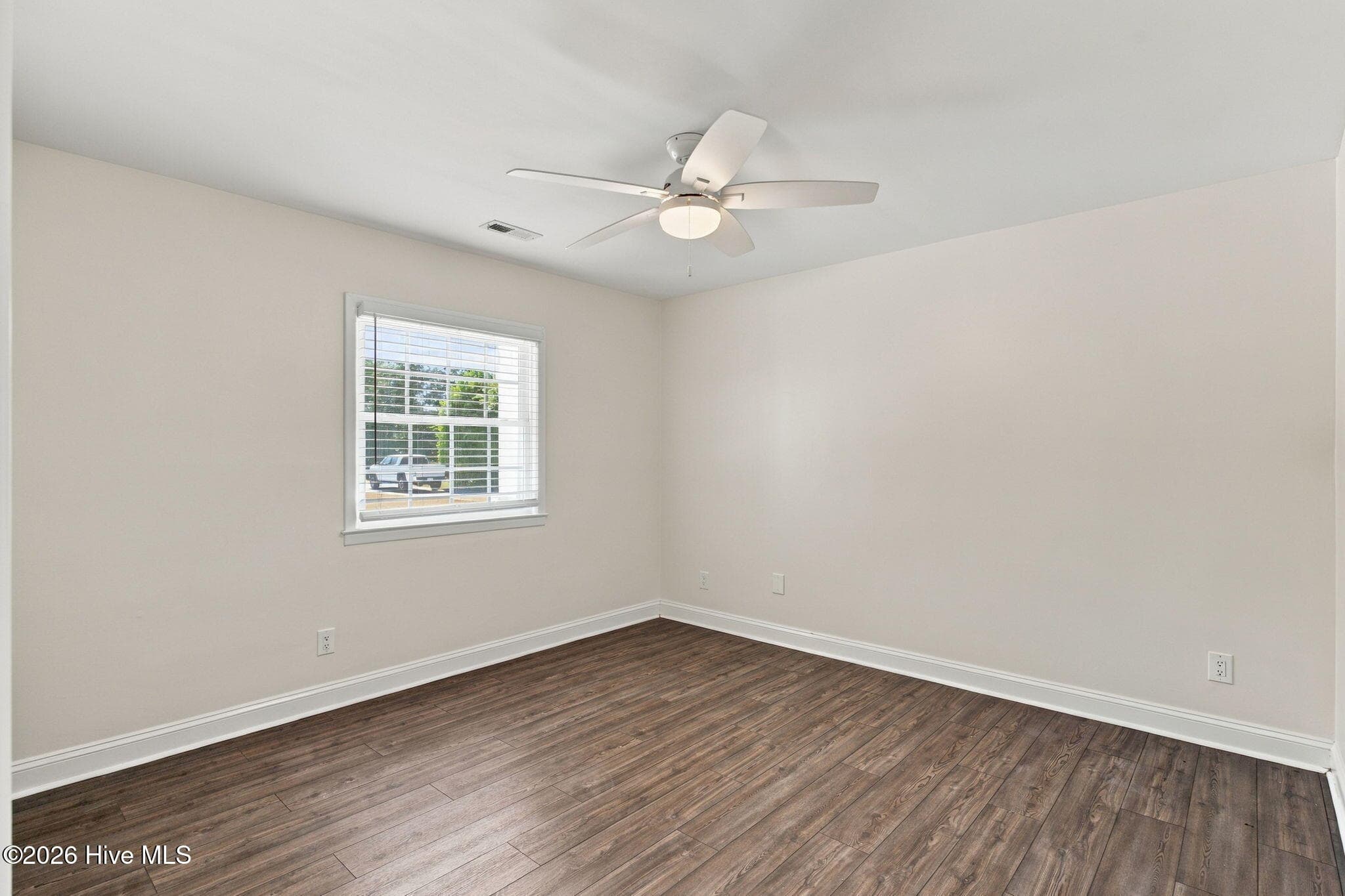 Single Family Residence at 5133 Clear Run Drive, Wilmington, NC 28403, photo 19 of 40