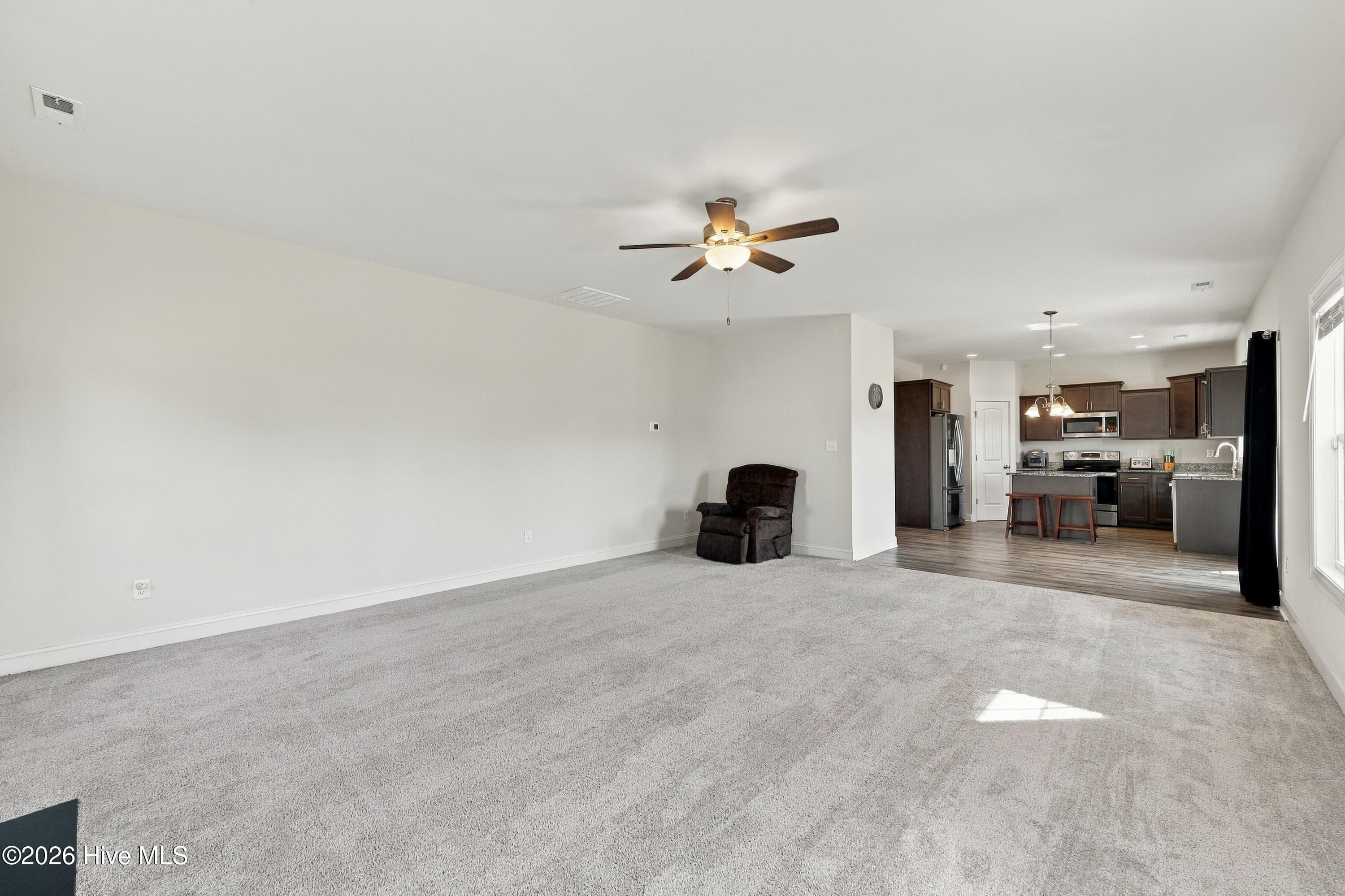 Single Family Residence at 1011 Sailfish Street, New Bern, NC 28562, photo 11 of 44