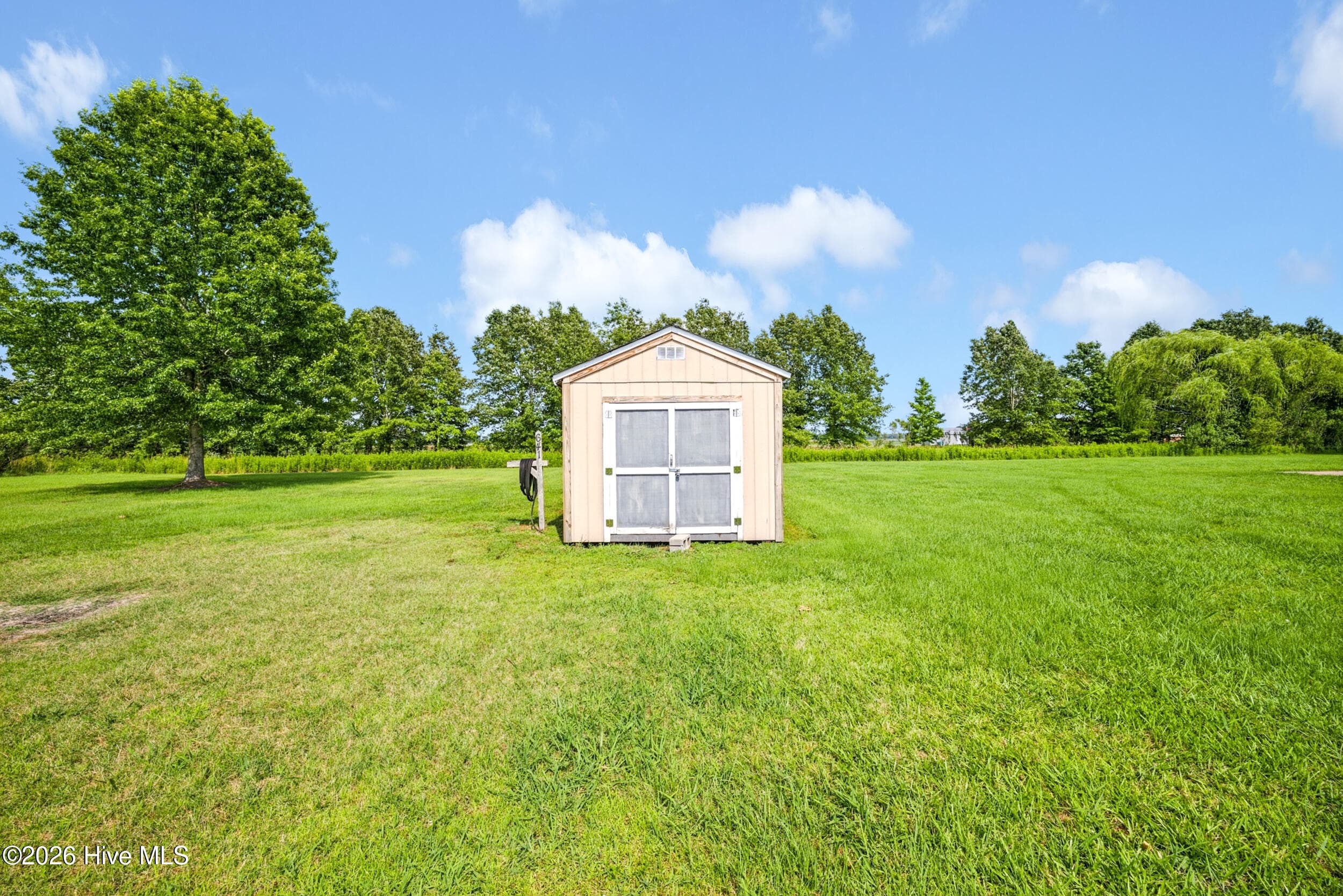 Manufactured Home at 641 W Bear Swamp Road, Hertford, NC 27944, photo 26 of 40