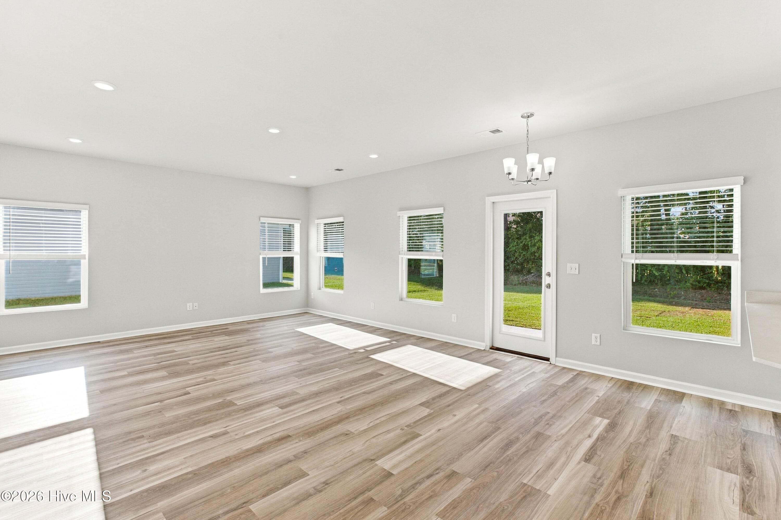 Single Family Residence at 150 N Squires Run Lane, Richlands, NC 28574, photo 10 of 48