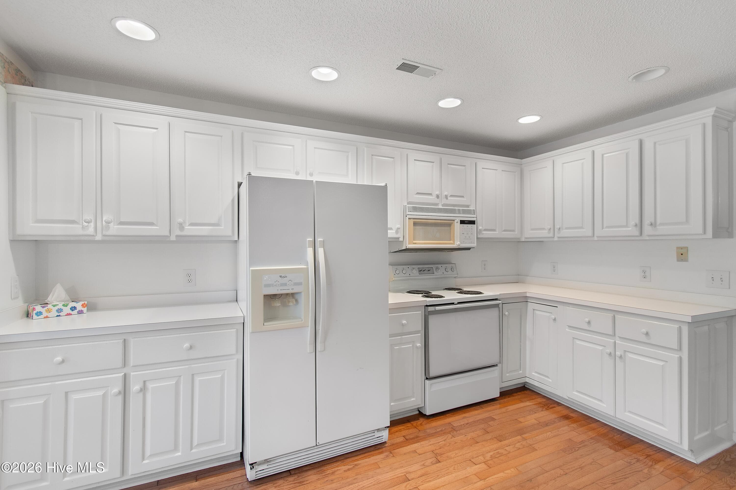 Single Family Residence at 528 Genoes Point Road SW, Supply, NC 28462, photo 9 of 50