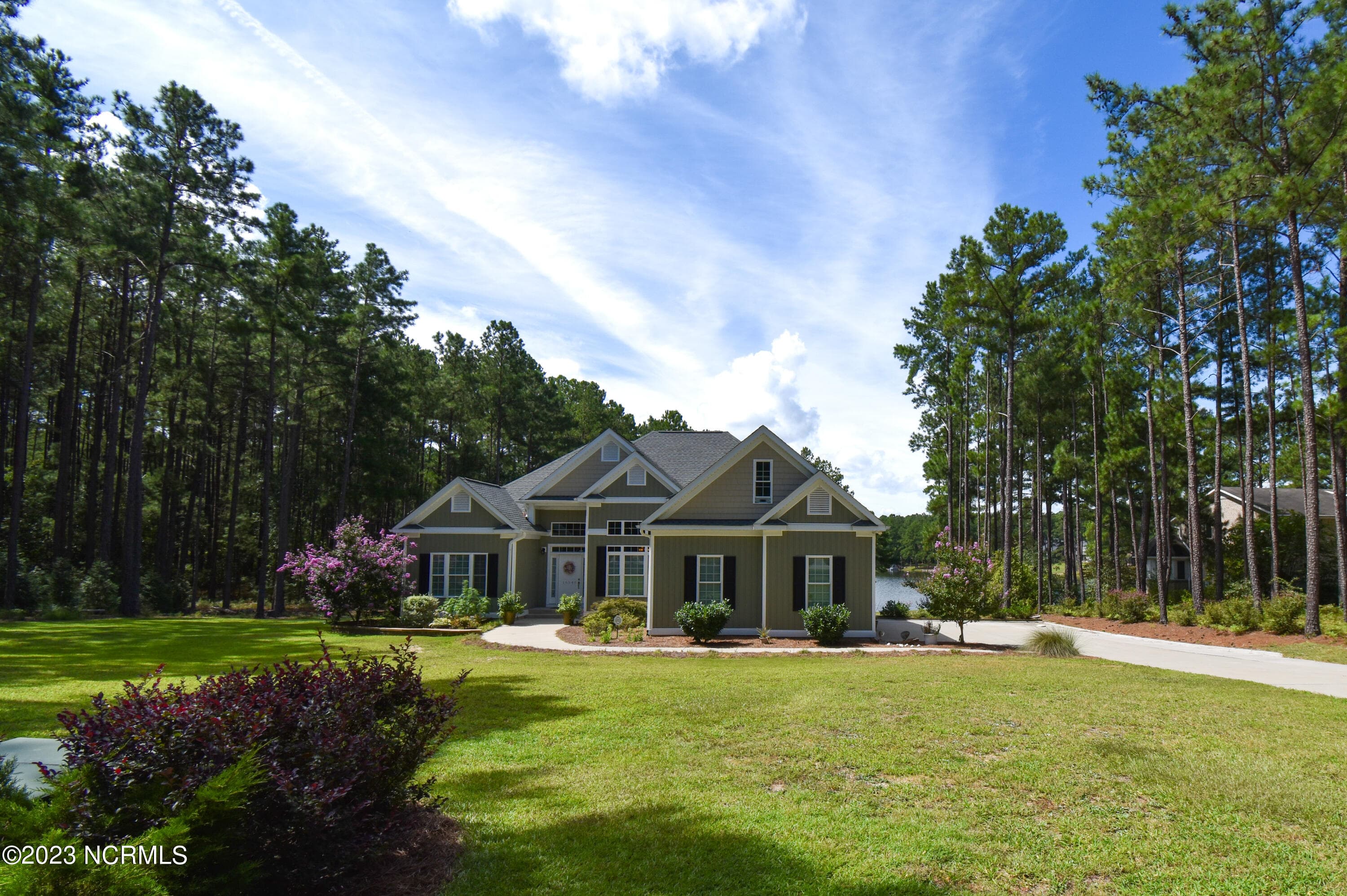 Single Family Residence at 16540 Spillway Drive, Wagram, NC 28396, photo 4 of 9