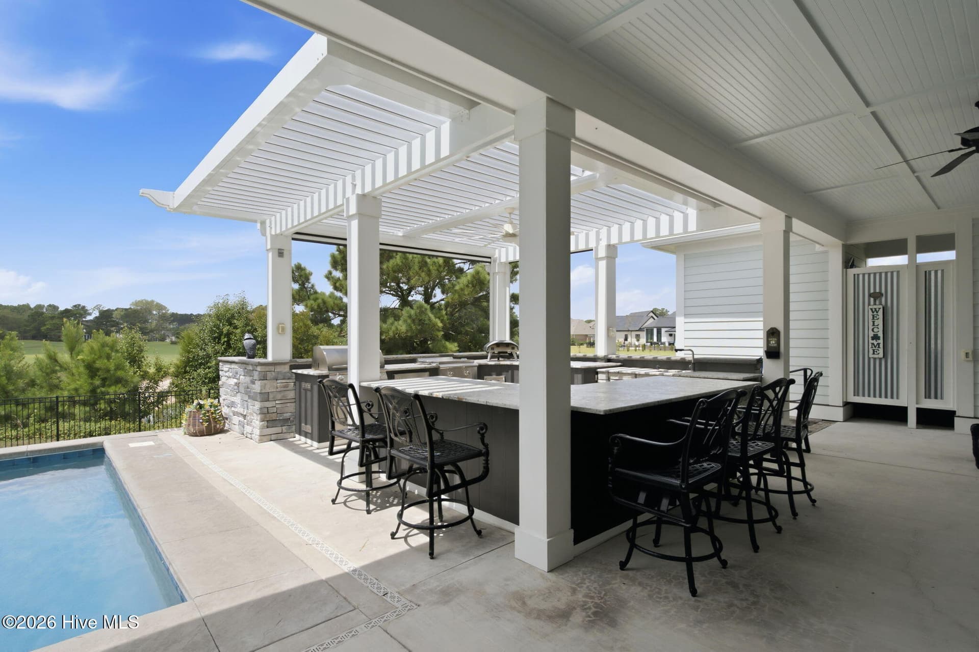Single Family Residence at 9207 Oldfield Road NW, Calabash, NC 28467, photo 4 of 5