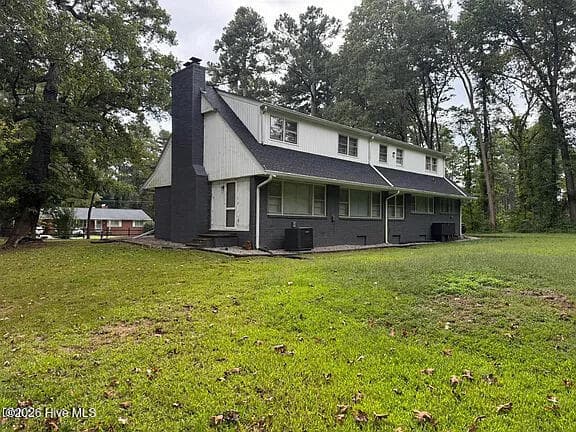 Single Family Residence at 1408 Parker Lane, Henderson, NC 27536, photo 3 of 86