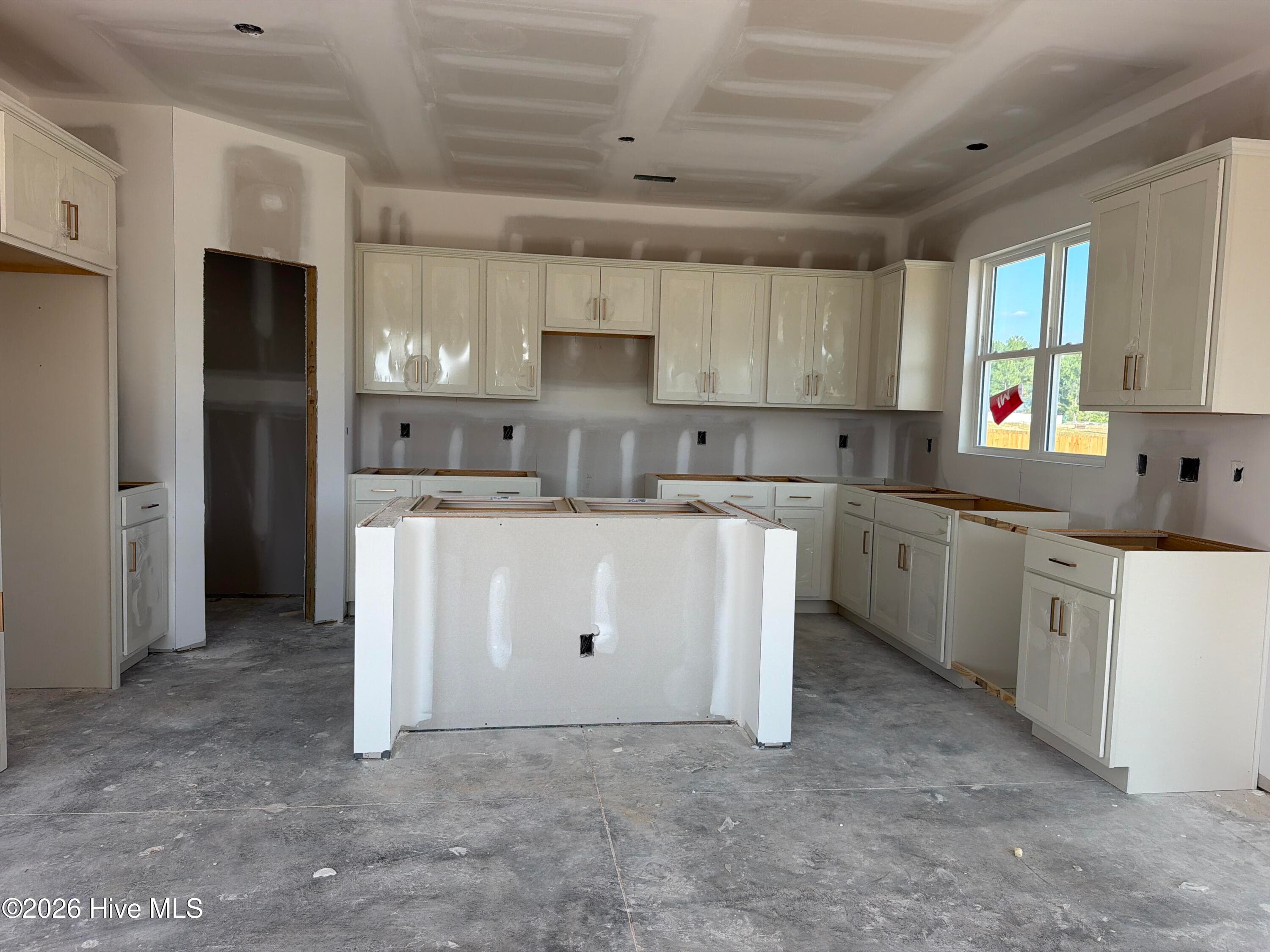 Single Family Residence at 534 Midsummer Street, Aberdeen, NC 28315, photo 6 of 6