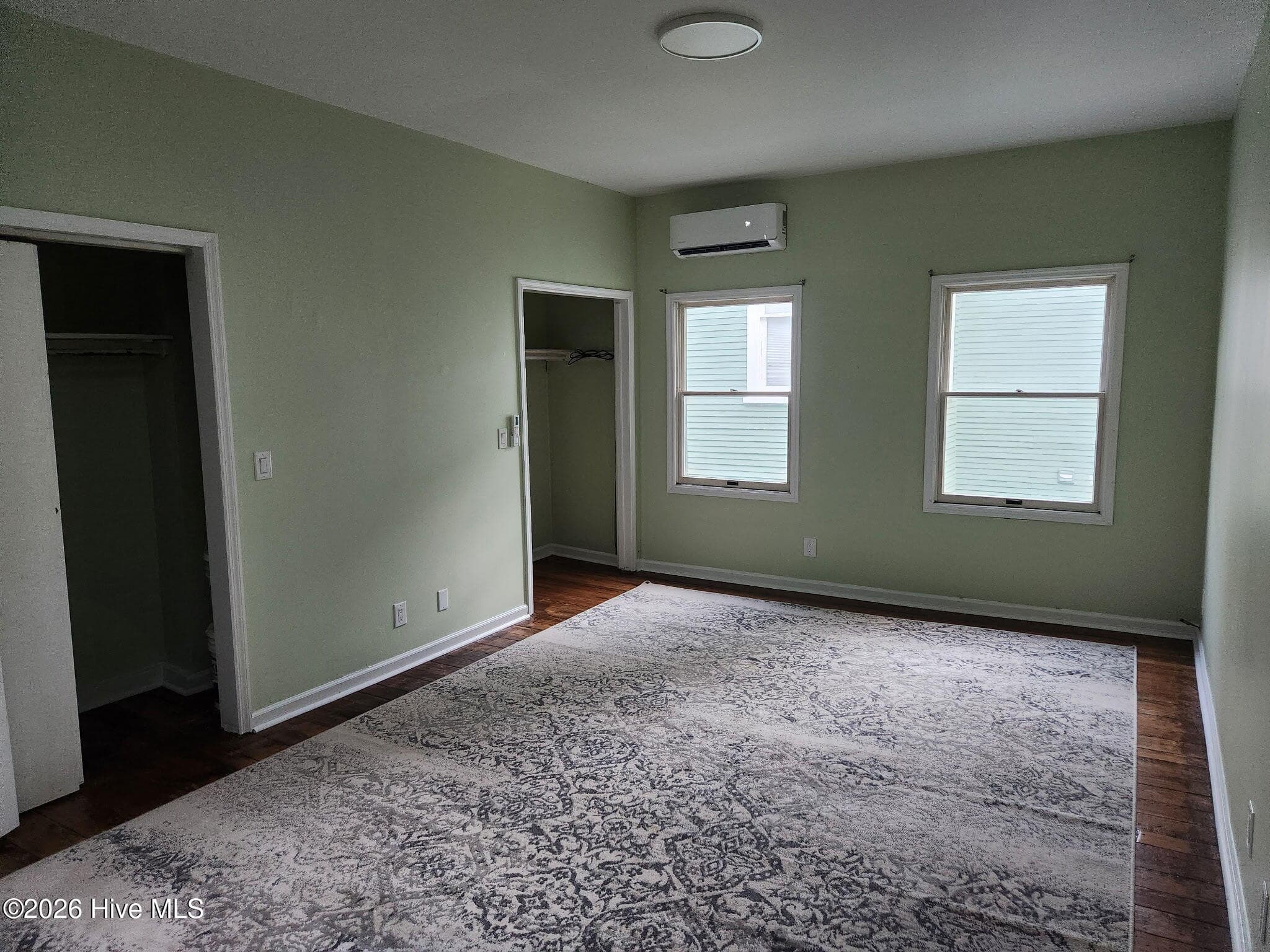 ***Upstairs Apartment - 310 N 5th Avenue, Wilmington, NC 28401
