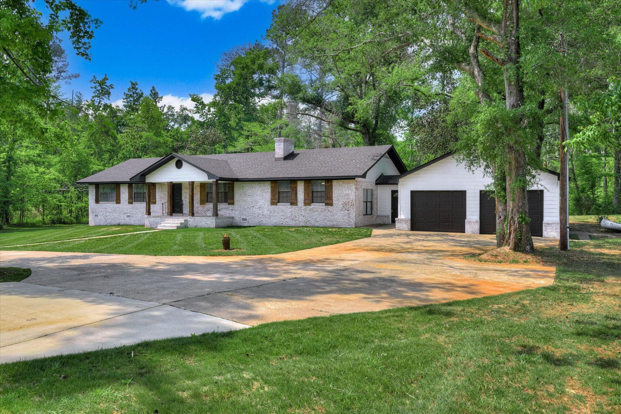Single Family Residence at 2784 Highway 1, Louisville, GA 30434, photo 3 of 59