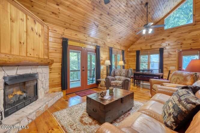 Single Family Residence at 158 Red Oak Forest Lane, Murphy, NC 28906, photo 10 of 59