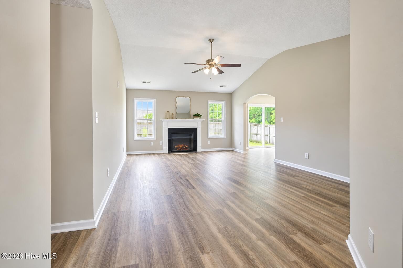 Single Family Residence at 859 Dynasty Drive, Jacksonville, NC 28546, photo 7 of 46