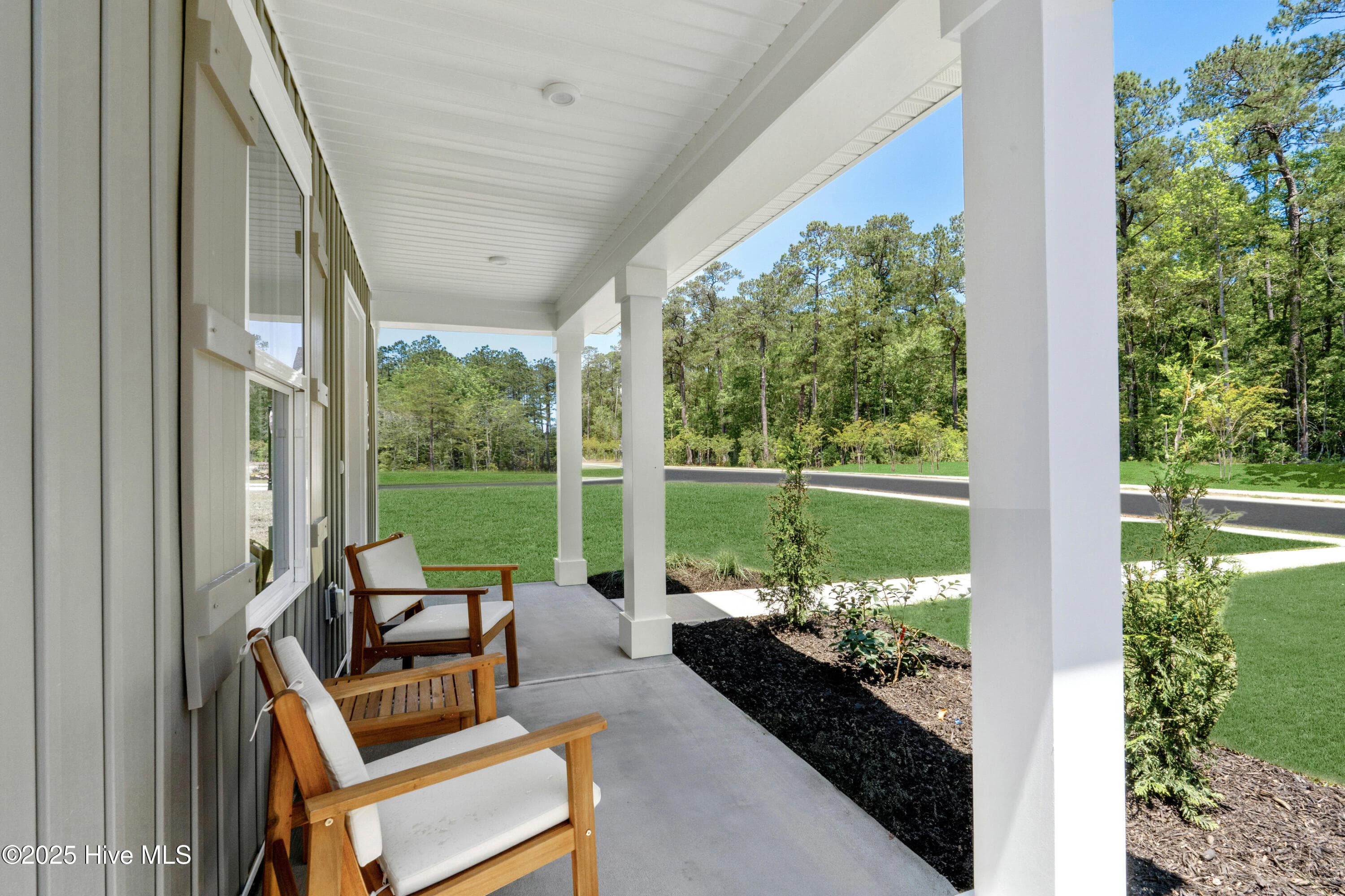 Single Family Residence at 660 Savinwood Trail NE, Bolivia, NC 28422, photo 2 of 26