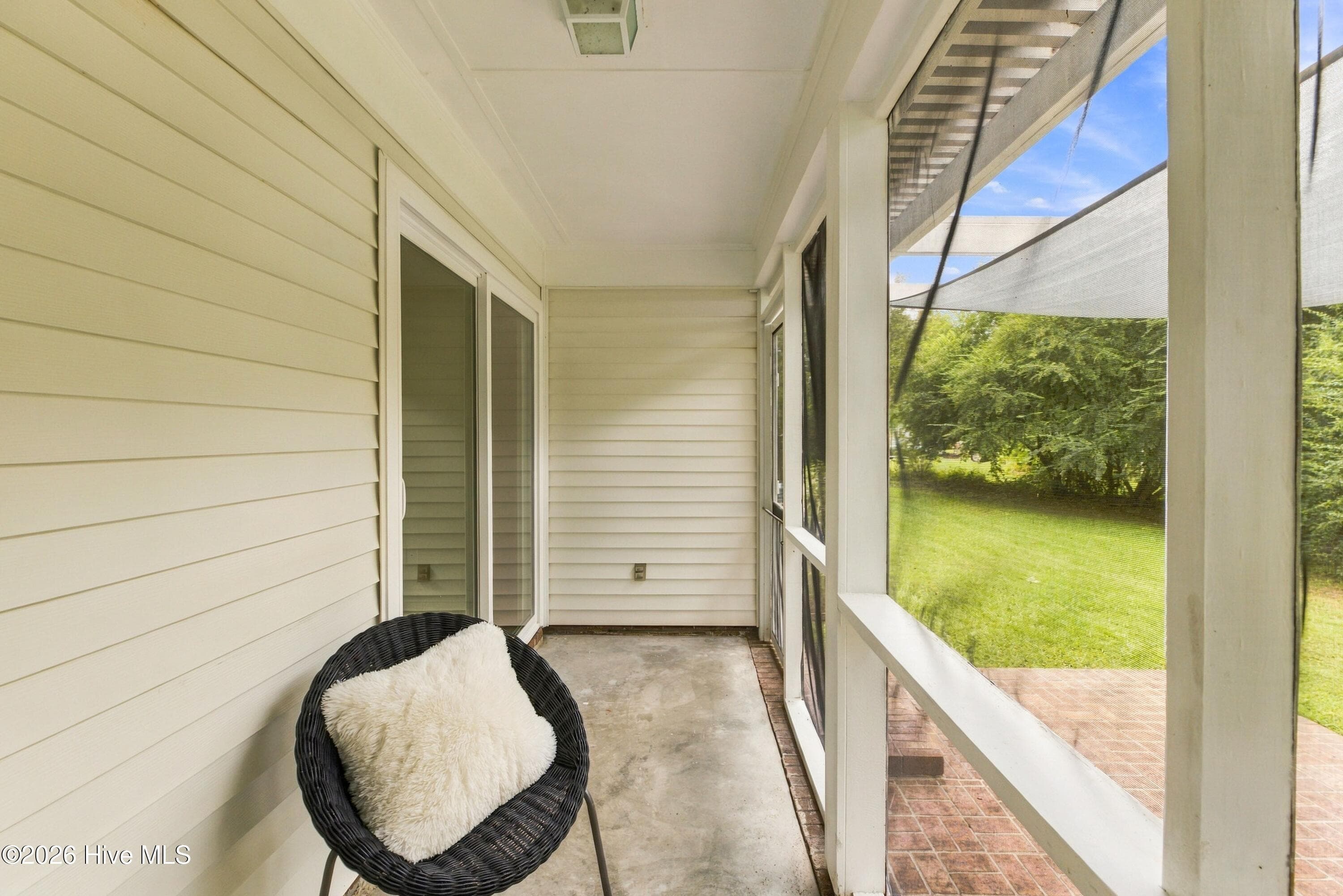 Single Family Residence at 2704 Manor Court, Wilmington, NC 28405, photo 28 of 51