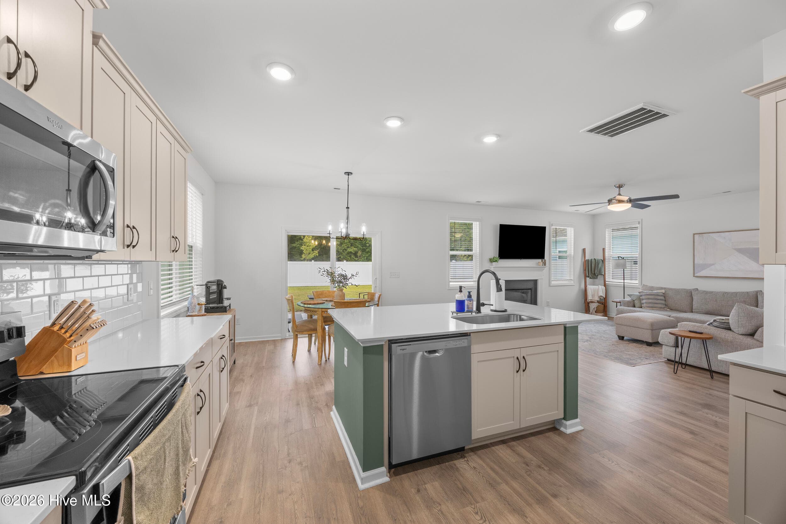 Single Family Residence at 1080 Ben Thomas Drive NE, Leland, NC 28451, photo 12 of 45