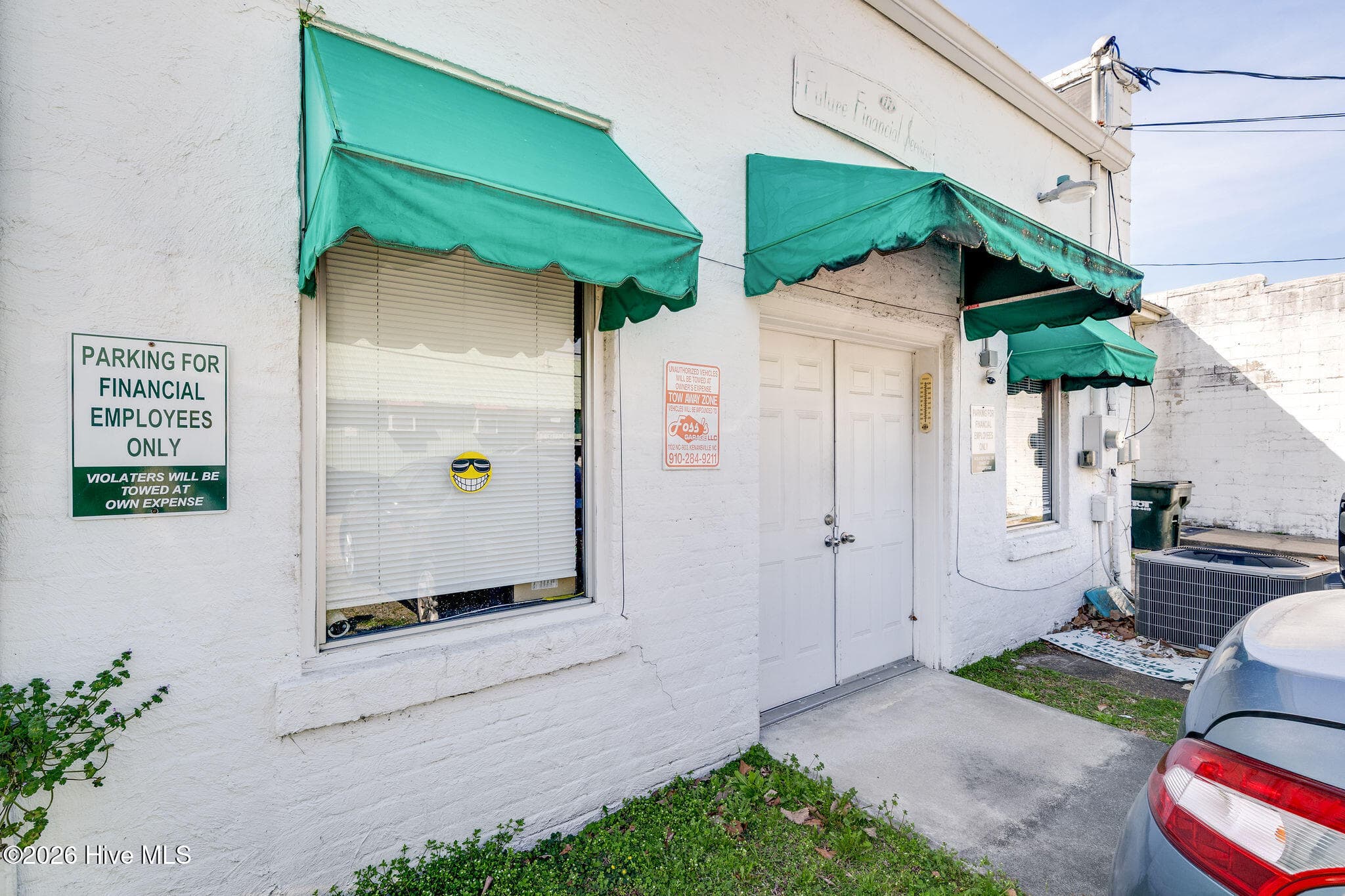 Commercial Sale at 102 N Front Street, Warsaw, NC 28398, photo 4 of 6