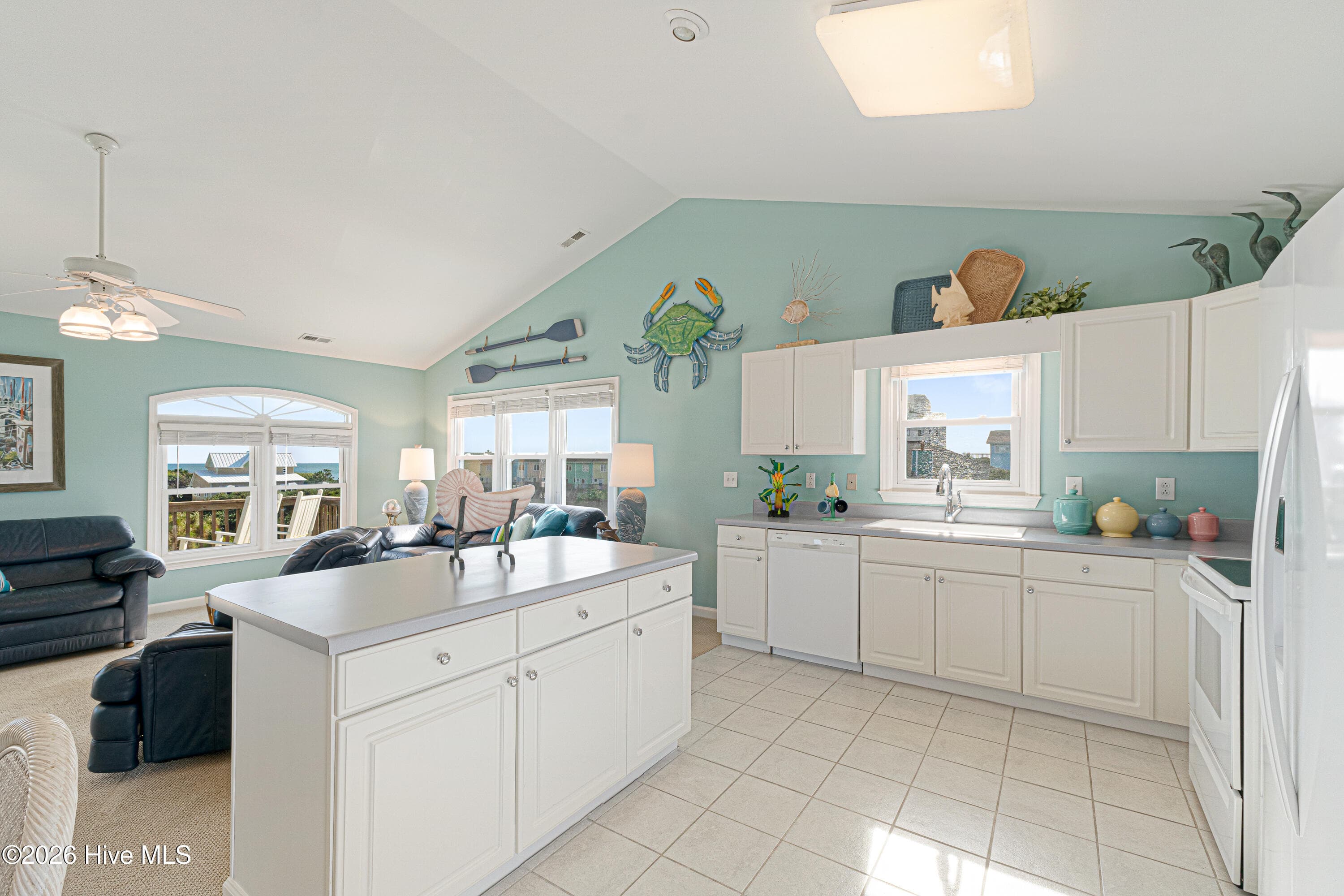 Single Family Residence at 118 Heverly Drive, Emerald Isle, NC 28594, photo 16 of 61