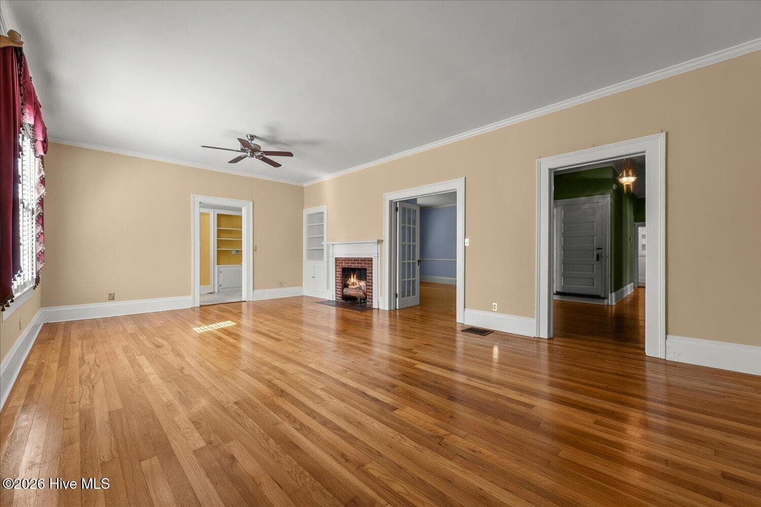 Single Family Residence at 216 S Laurel Avenue, Greensboro, GA 30642, photo 10 of 33