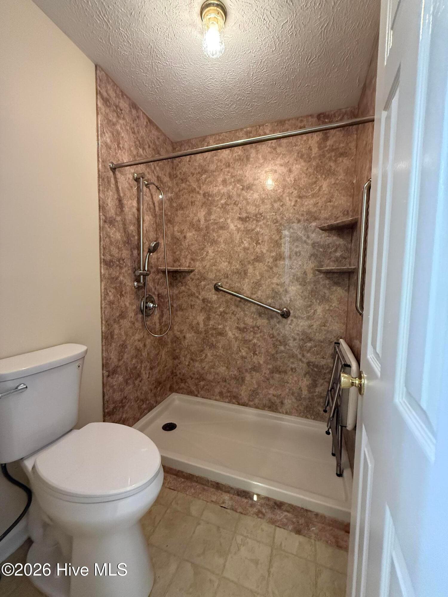 Single Family Residence at 422 King Lane, Thomson, GA 30824, photo 12 of 22
