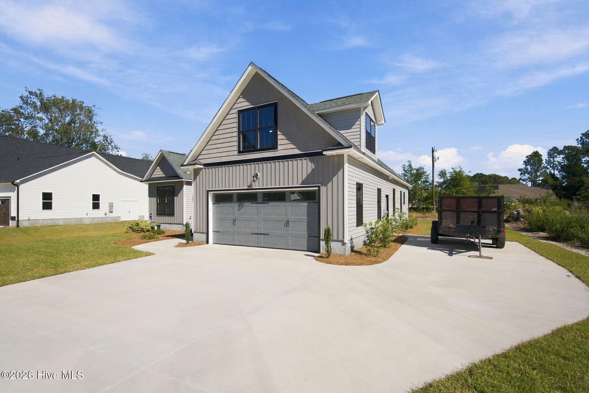 Single Family Residence at 107 Weathersbee Drive, Hampstead, NC 28443, photo 10 of 140