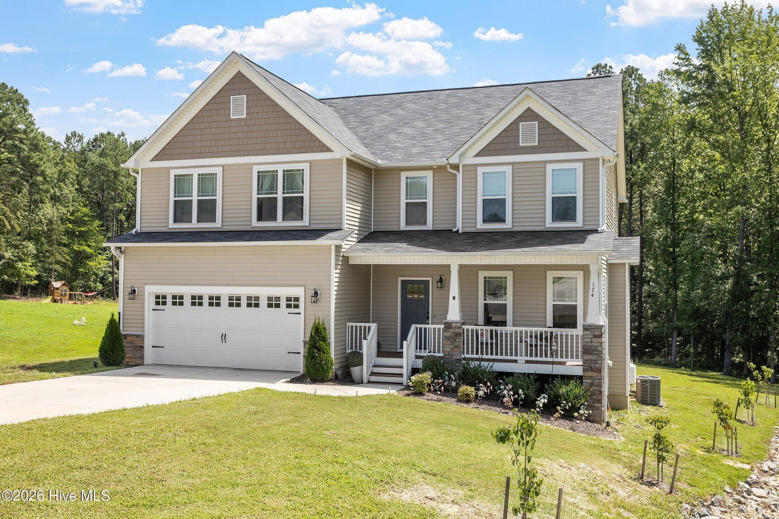 Single Family Residence at 174 Split Rock Way, Zebulon, NC 27597, photo 3 of 43