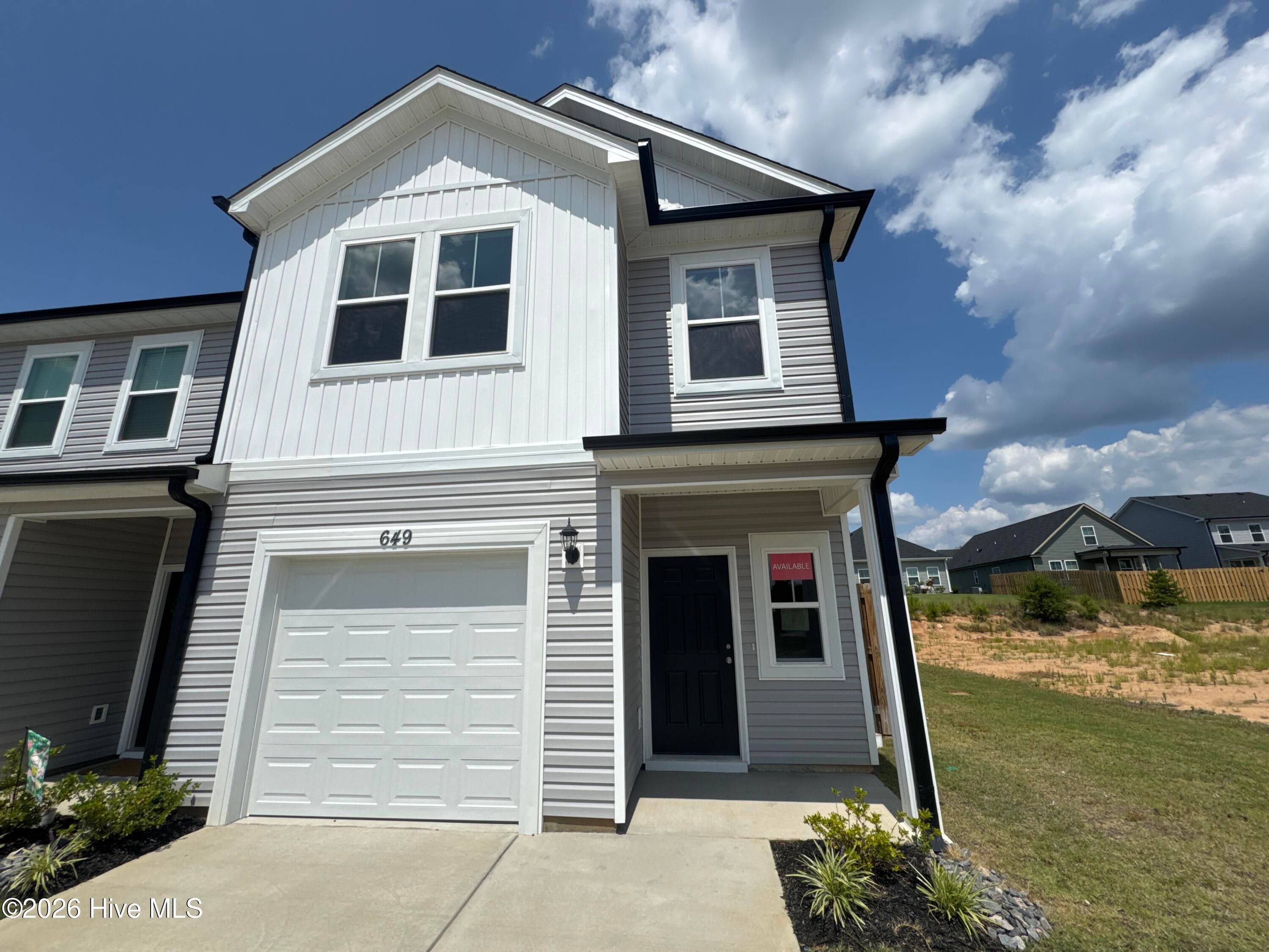 Townhouse at 649 Hampton Drive 5d, North Augusta, SC 29860, photo 3 of 63