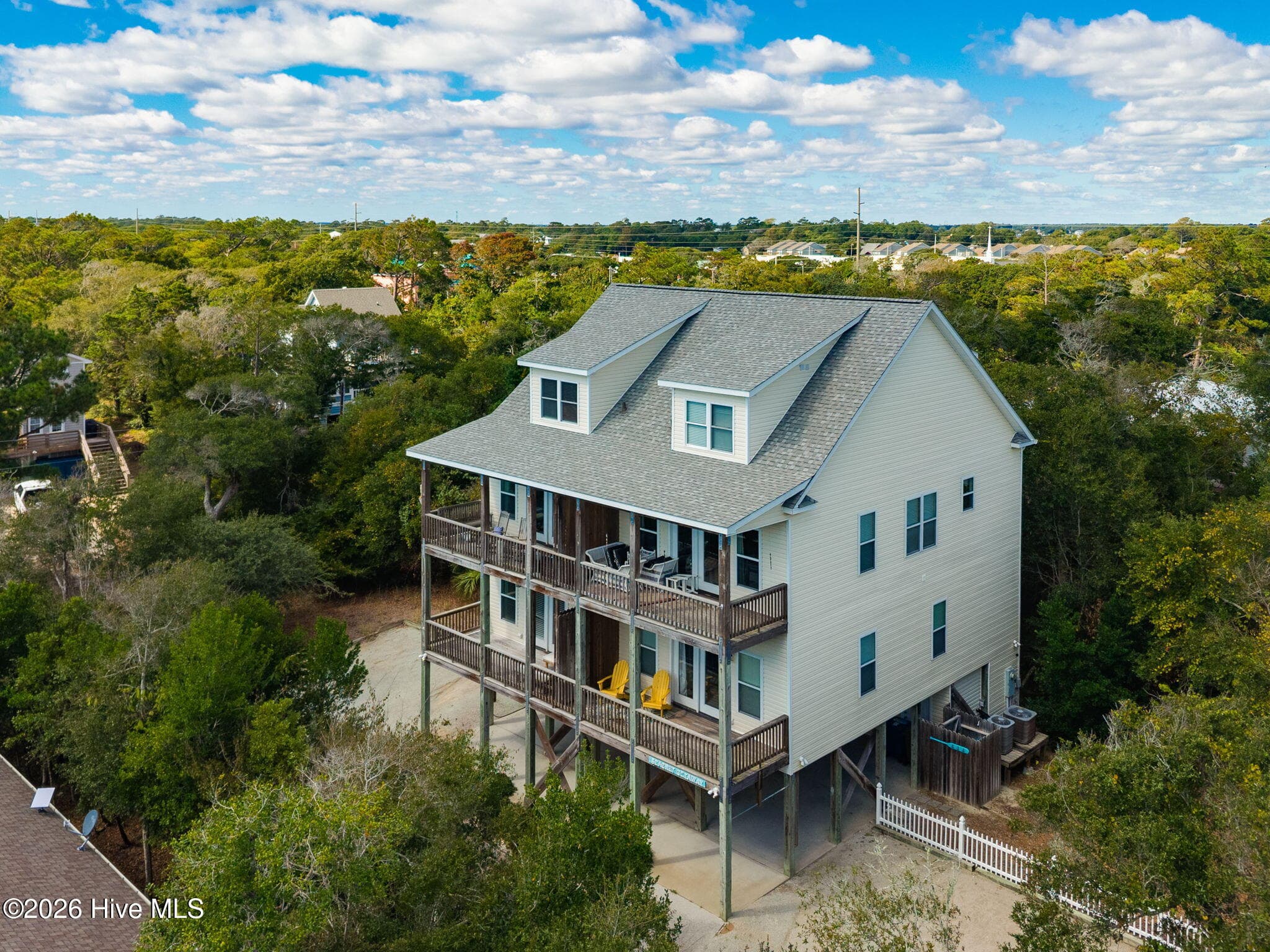 Townhouse at 118 Shell Drive West, Emerald Isle, NC 28594, photo 56 of 67