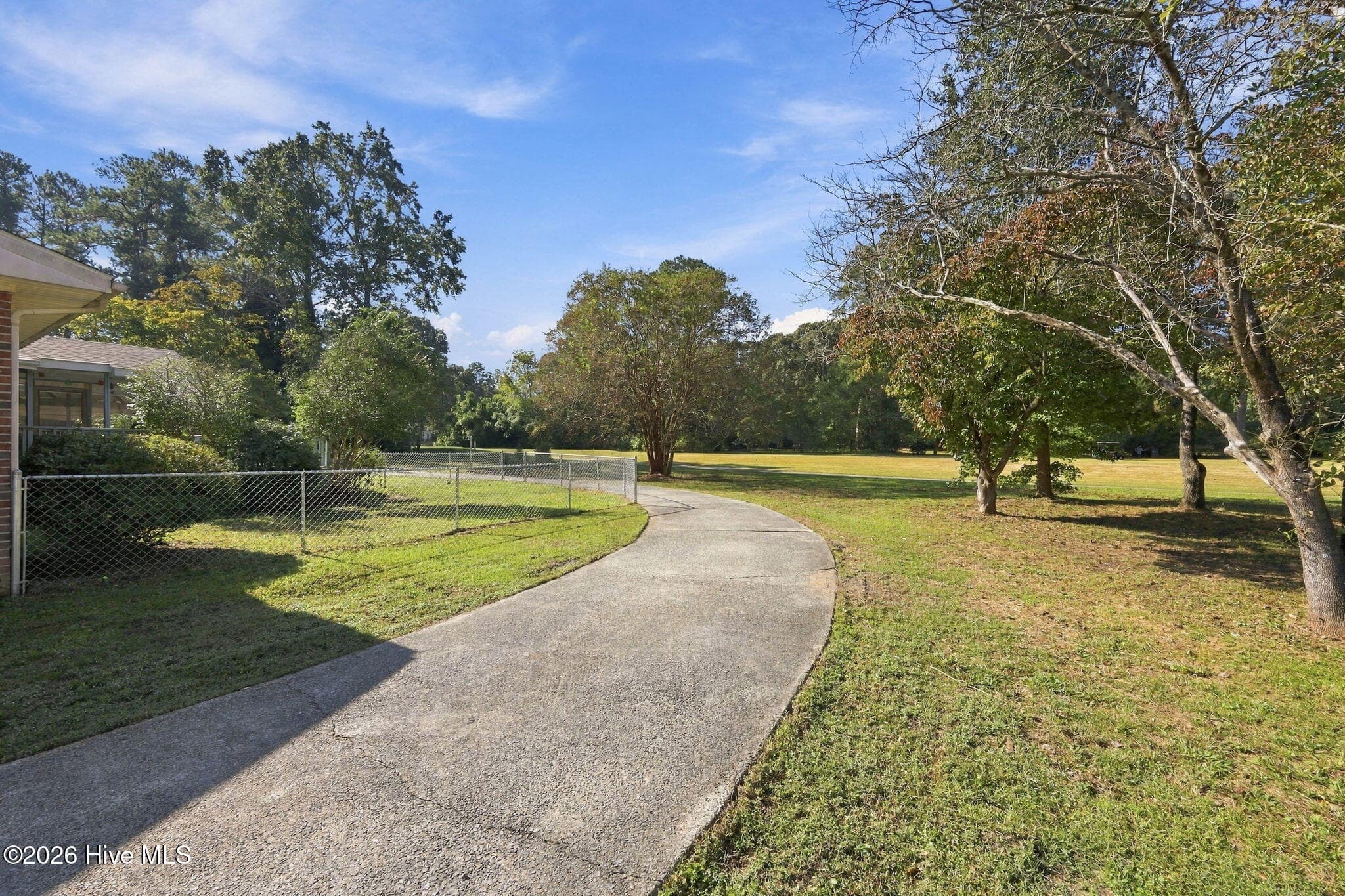 Single Family Residence at 309 Willowbrook Court, New Bern, NC 28562, photo 47 of 57