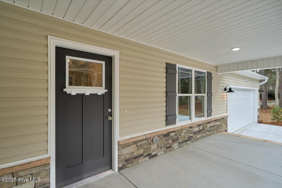 Single Family Residence at 30121 Deercroft Drive, Wagram, NC 28396, photo 2 of 4