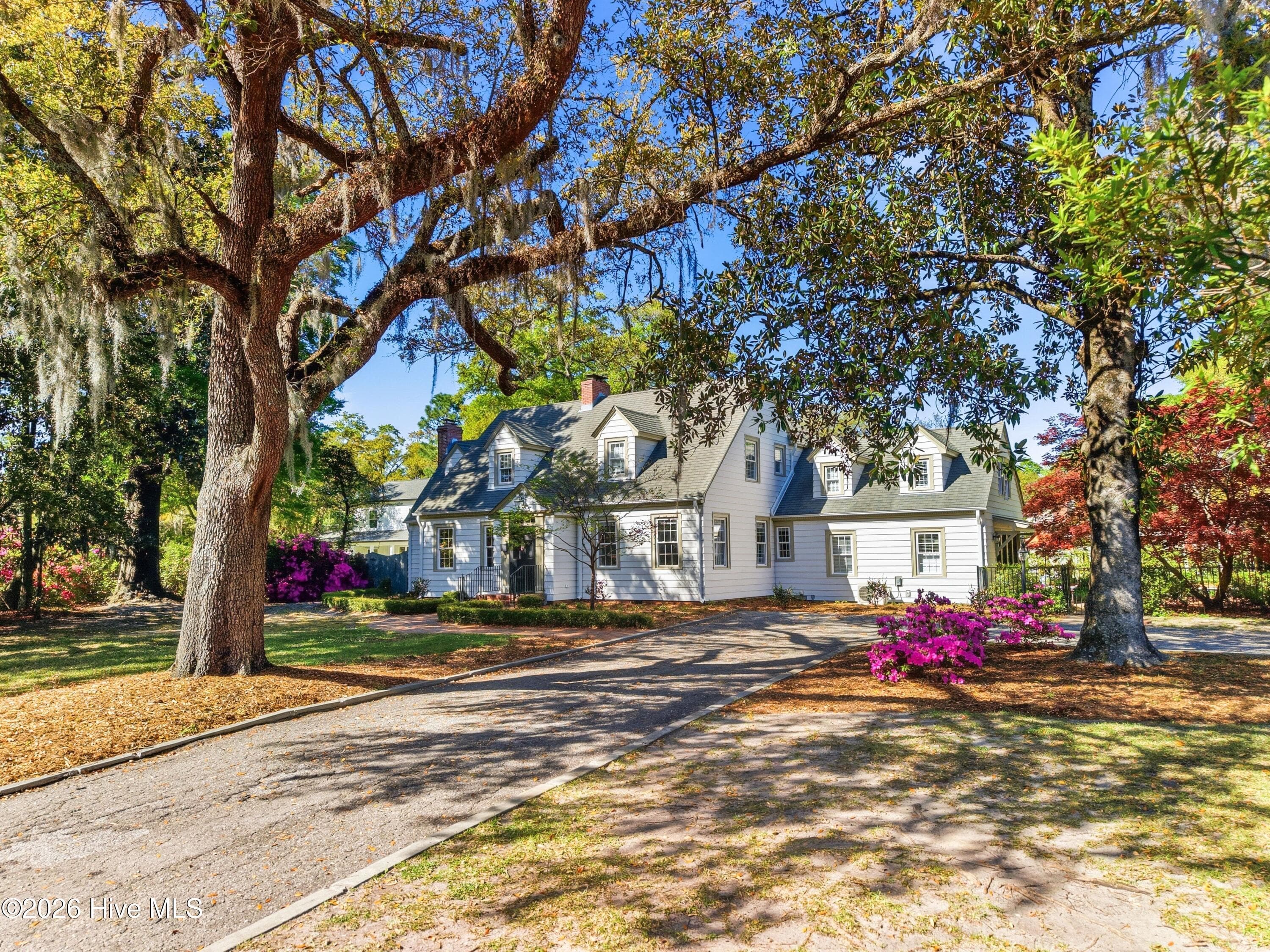 Single Family Residence at 2901 Oleander Drive, Wilmington, NC 28403, Wilmington, photo 3 of 85