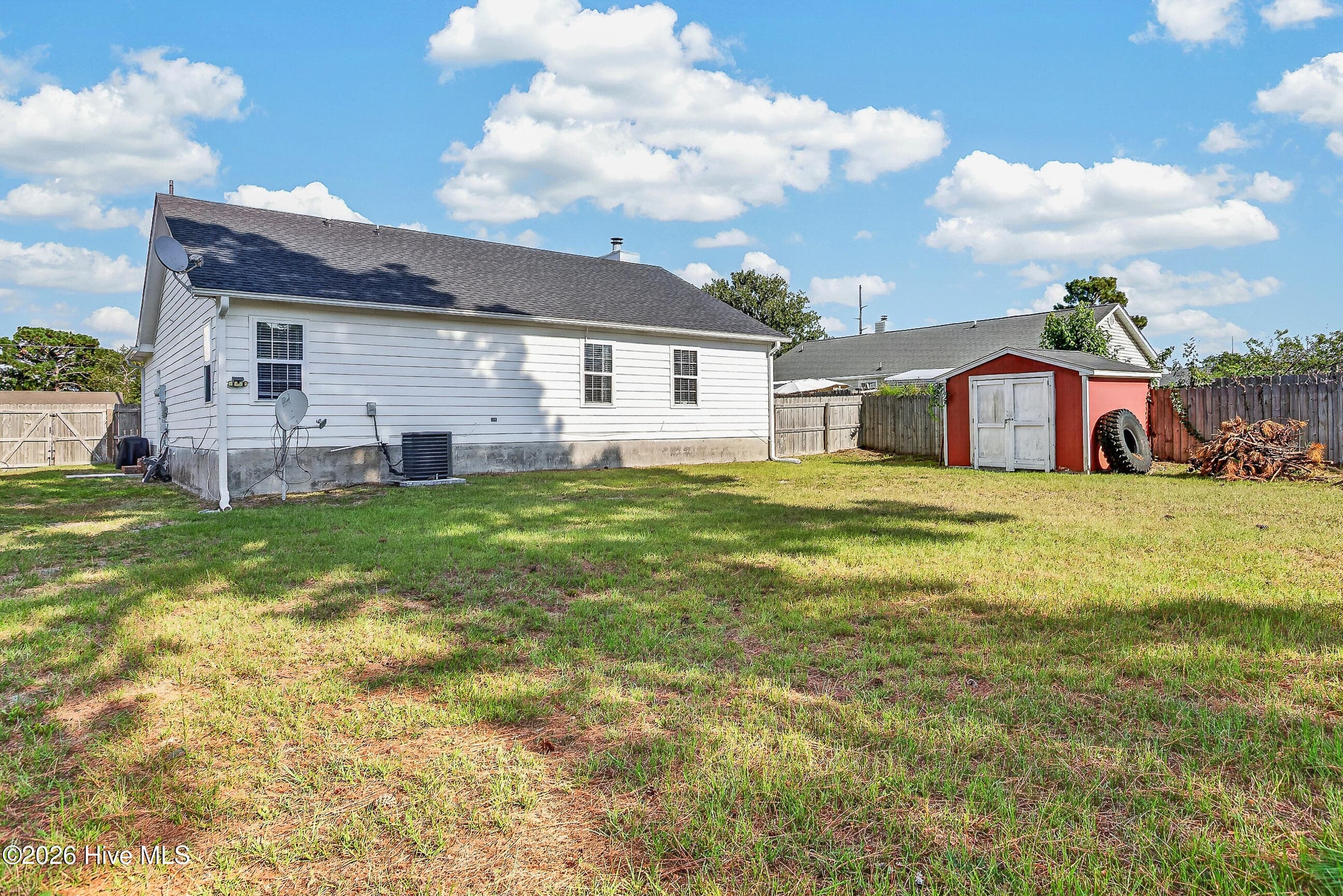 Single Family Residence at 484 Sand Ridge Road, Hubert, NC 28539, photo 26 of 37