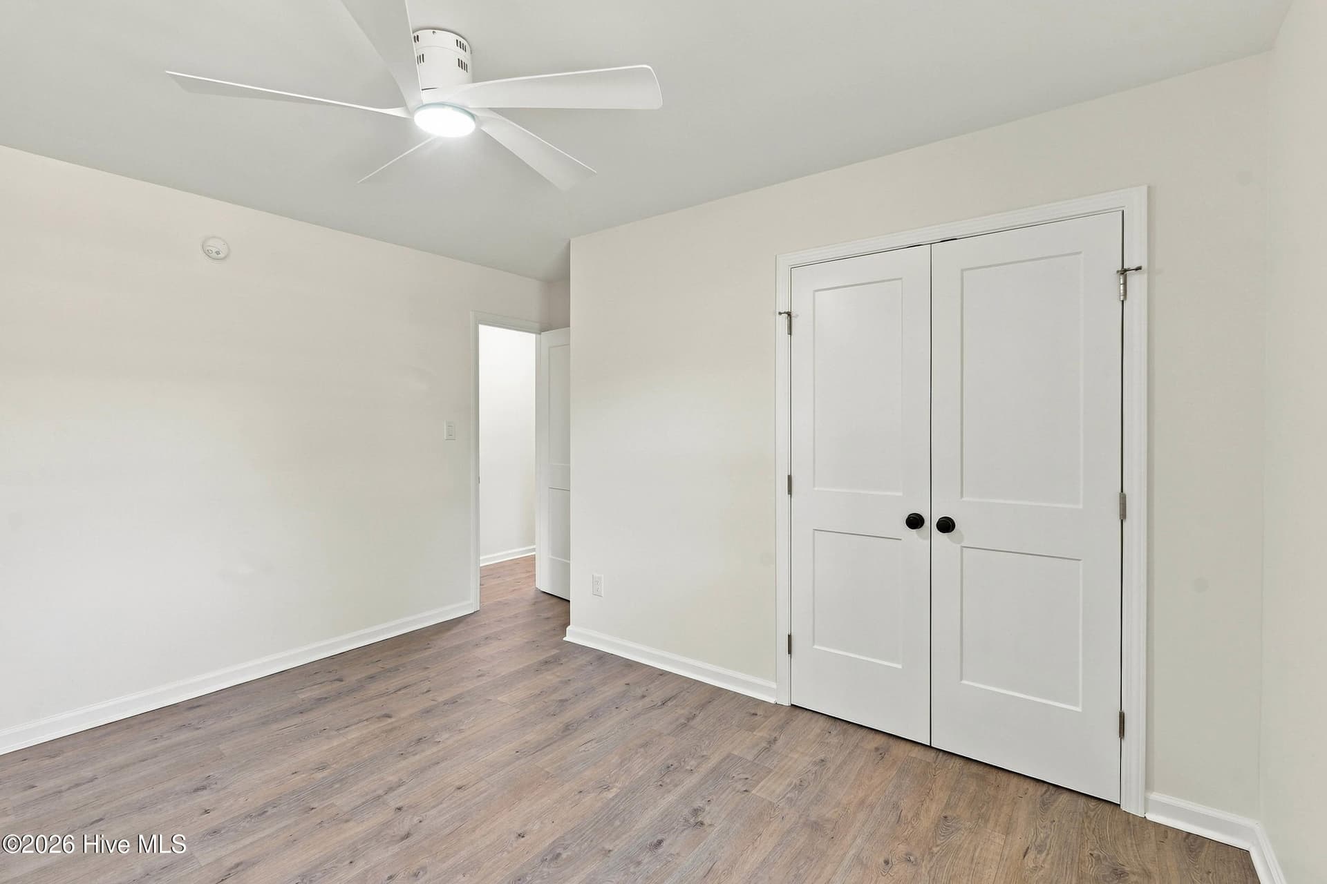 Single Family Residence at 564 Old Folkstone Road, Holly Ridge, NC 28445, photo 25 of 43