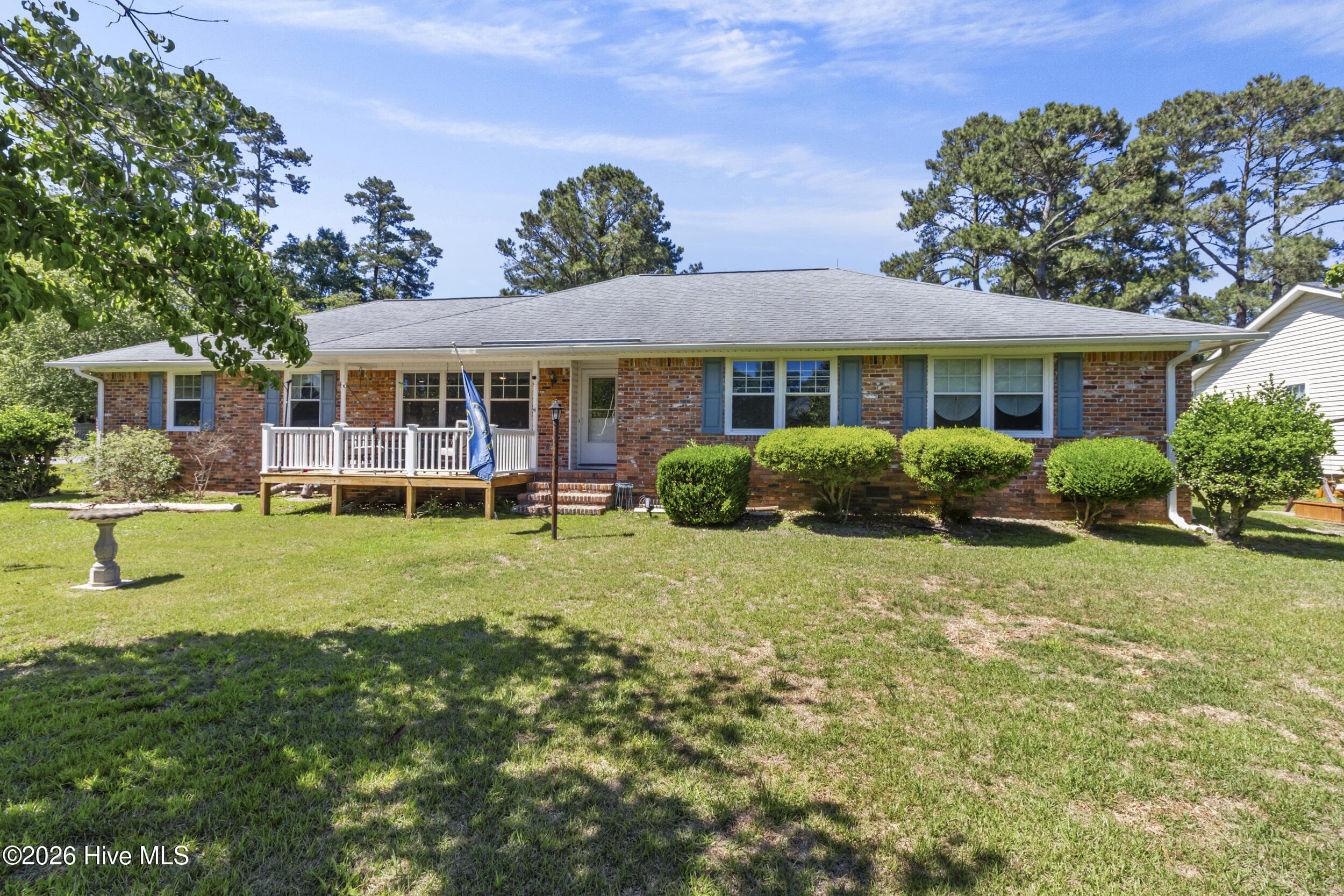 Single Family Residence at 312 Rockledge Road, New Bern, NC 28562