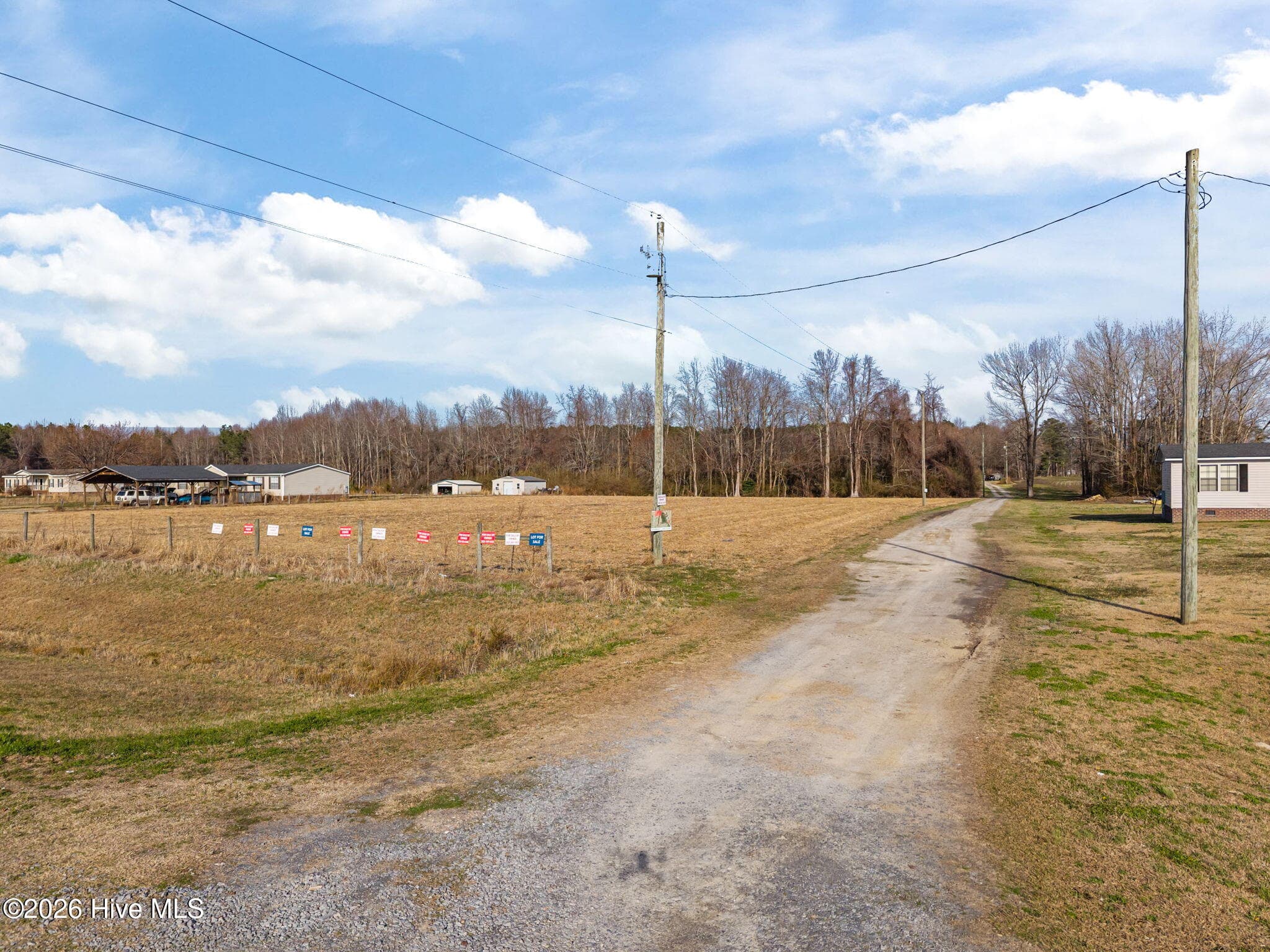 Ingress/Egress easement off Hwy. belongs to seller and a family member. - 5238 Us 17 Highway N, Washington, NC 27889